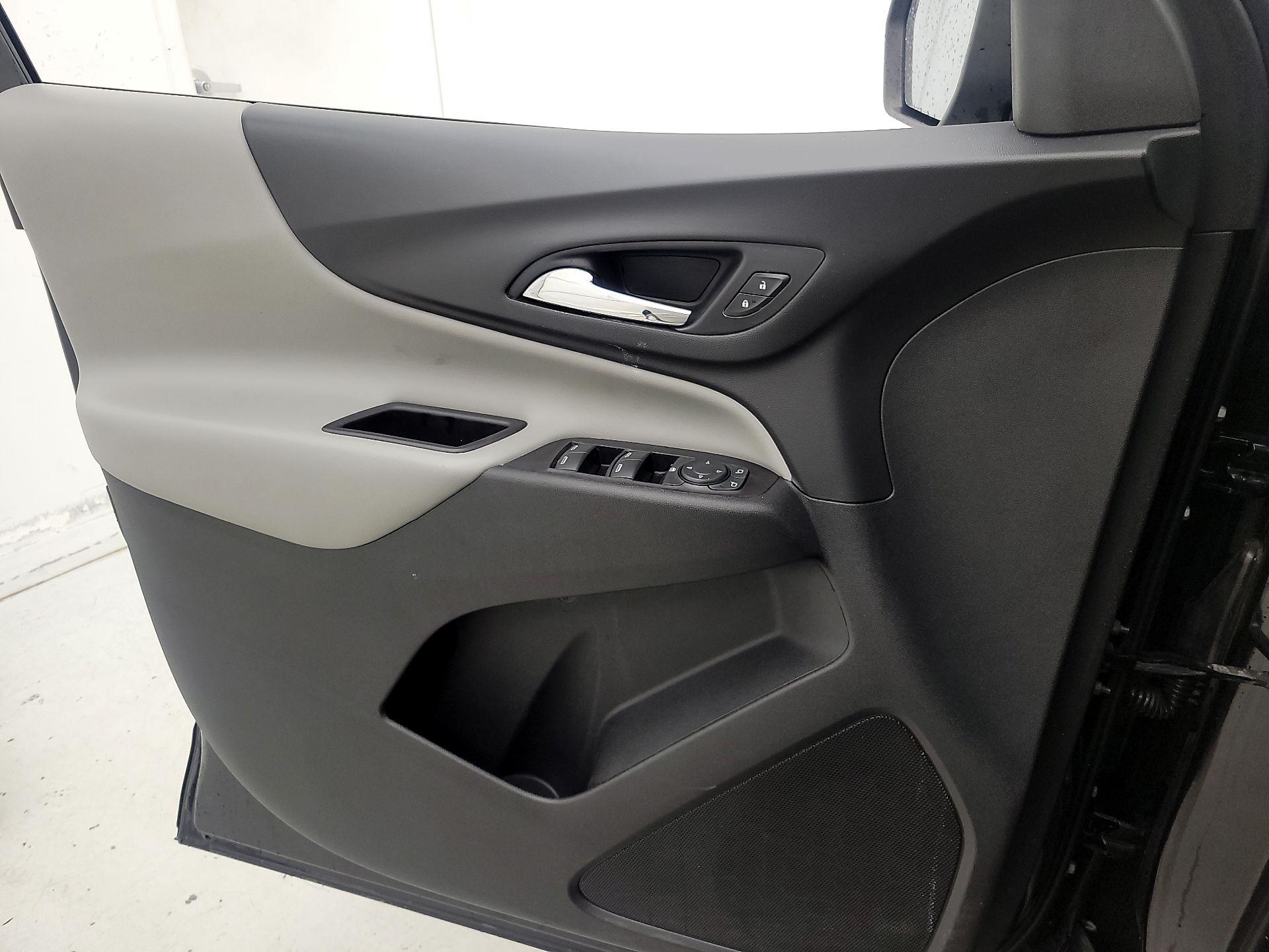 Thumbnail: 2020 Chevrolet Equinox - 12