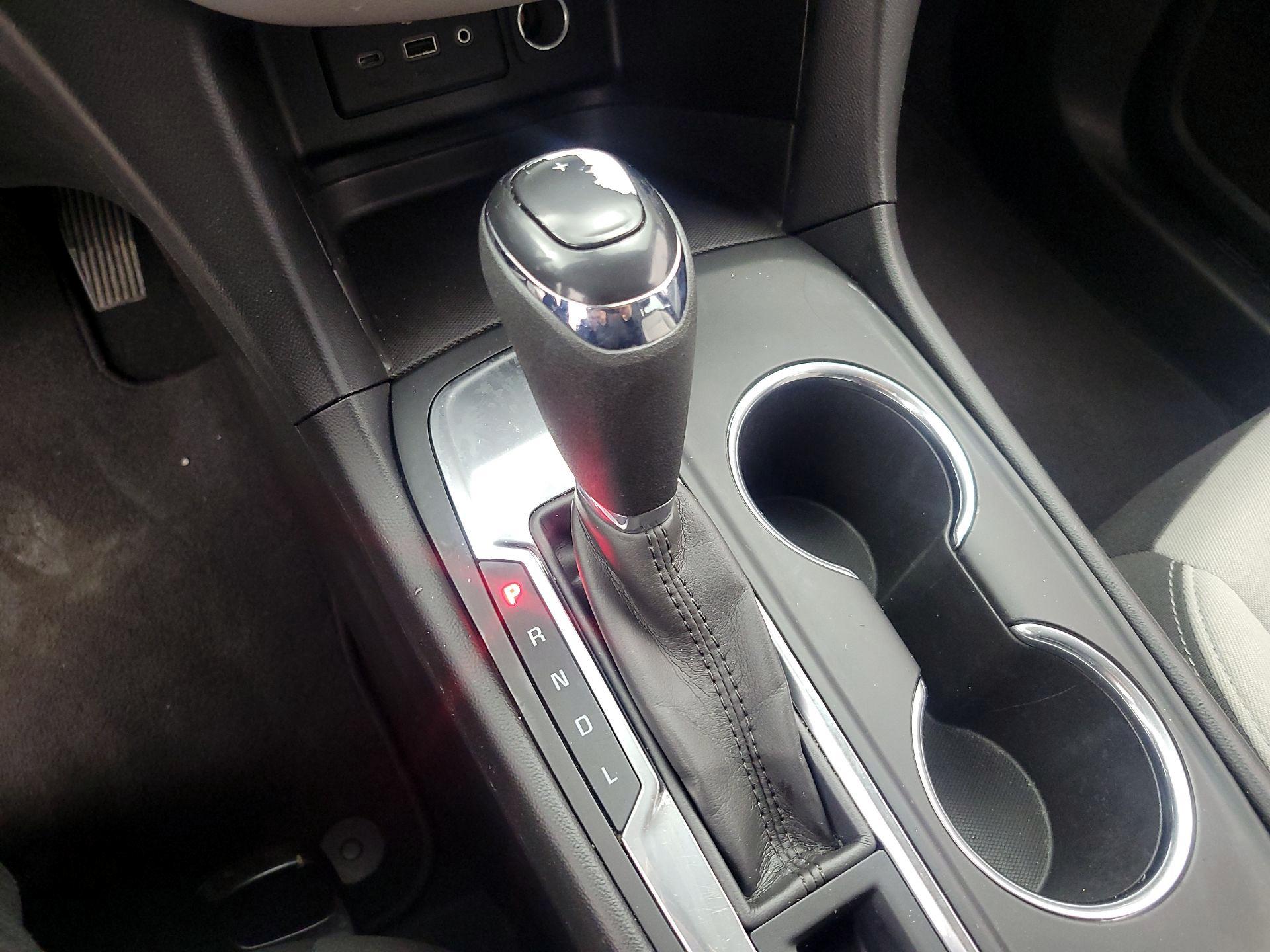 Thumbnail: 2020 Chevrolet Equinox - 18