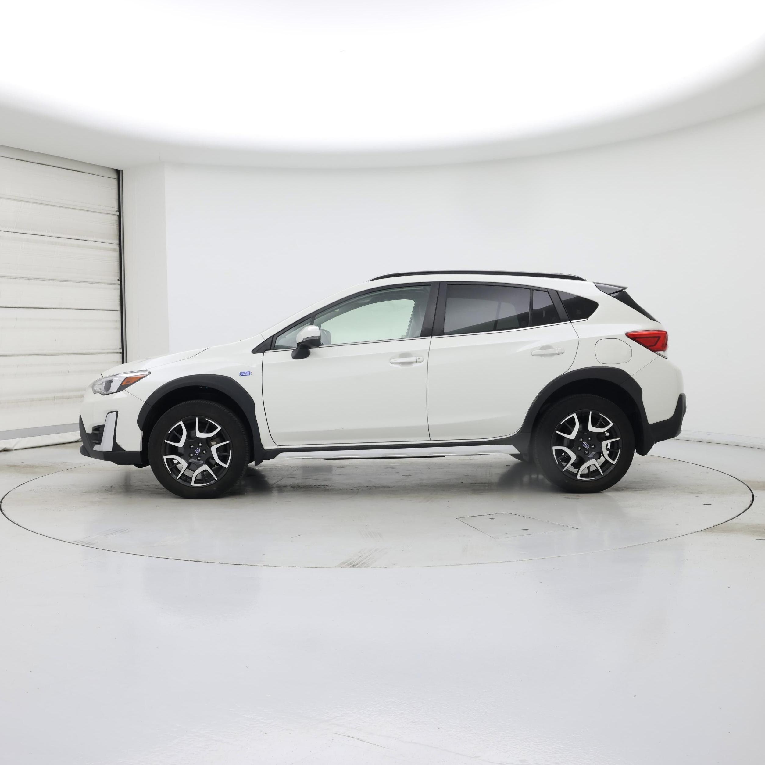 Thumbnail: 2022 Subaru Crosstrek - 3