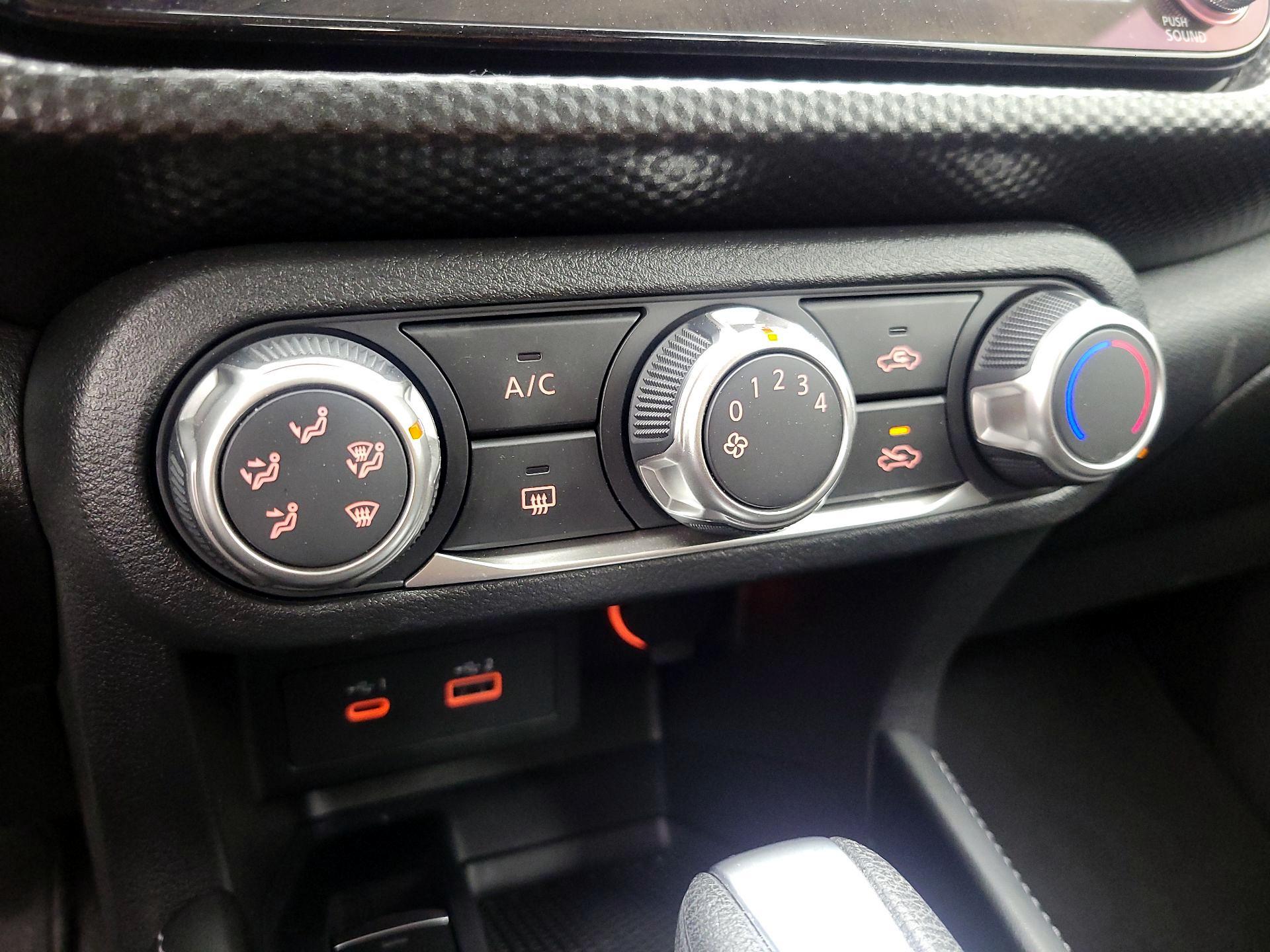 Thumbnail: 2023 Nissan Kicks - 15