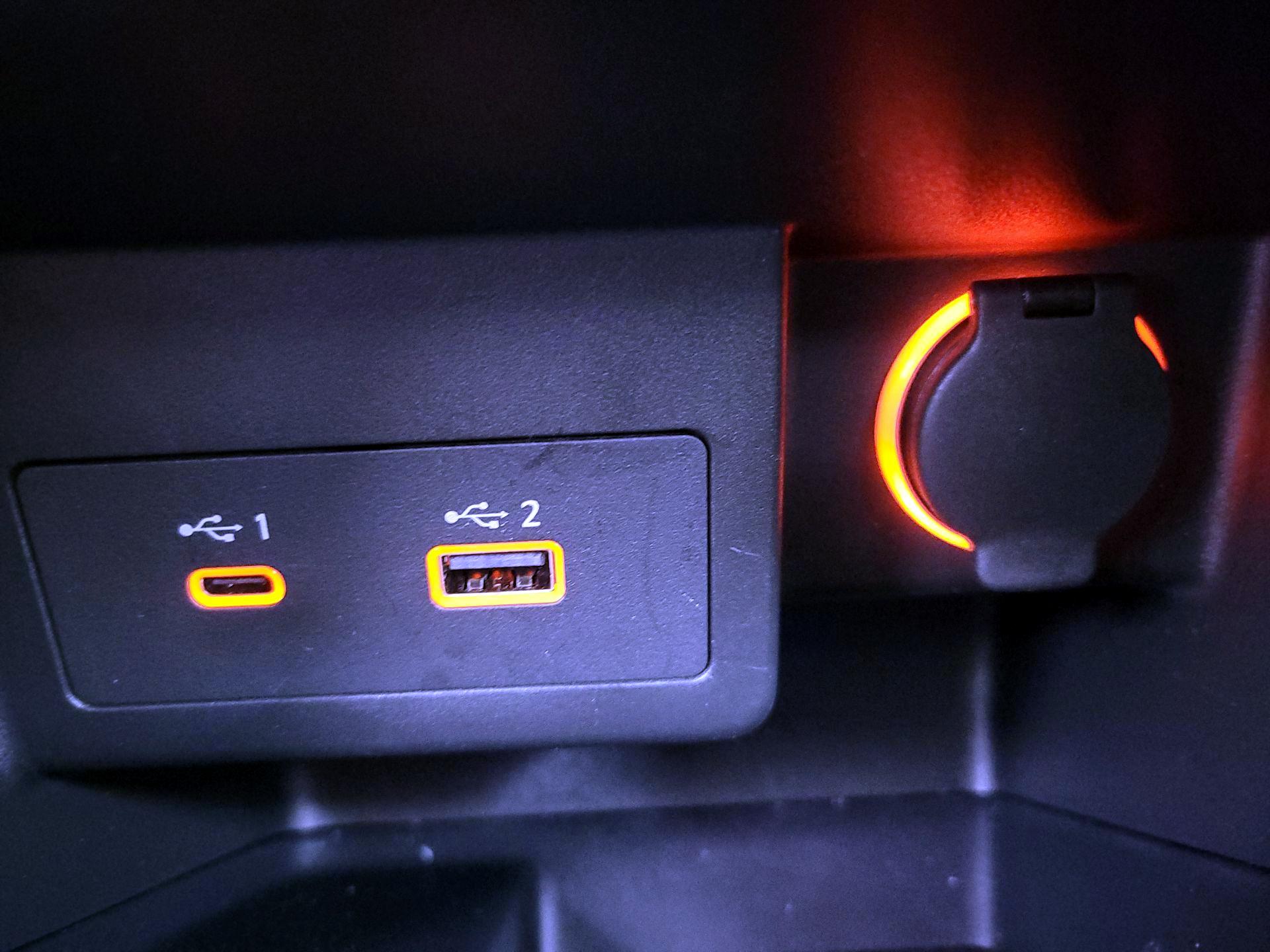 Thumbnail: 2023 Nissan Kicks - 17