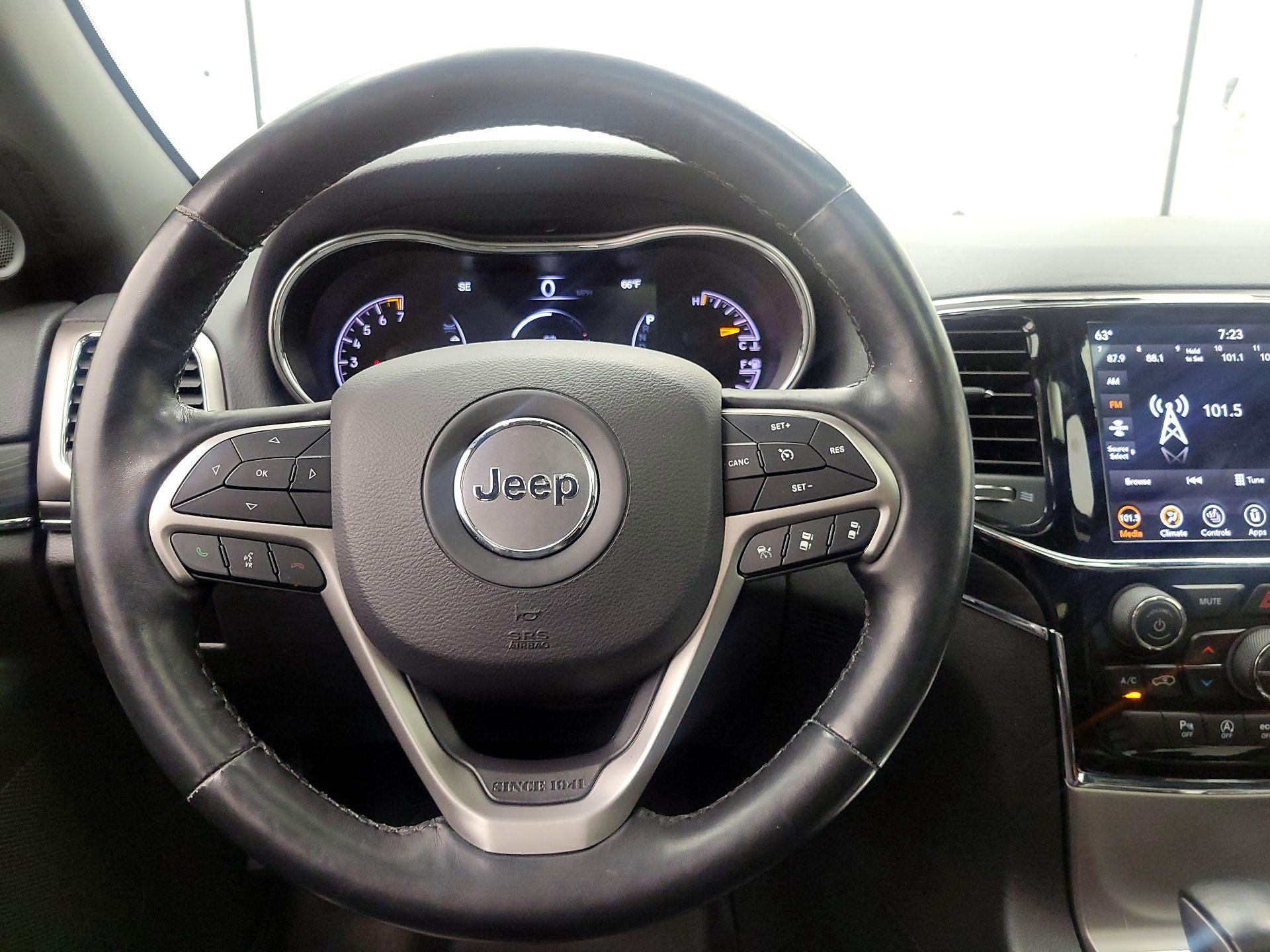 Thumbnail: 2020 Jeep Grand Cherokee - 10