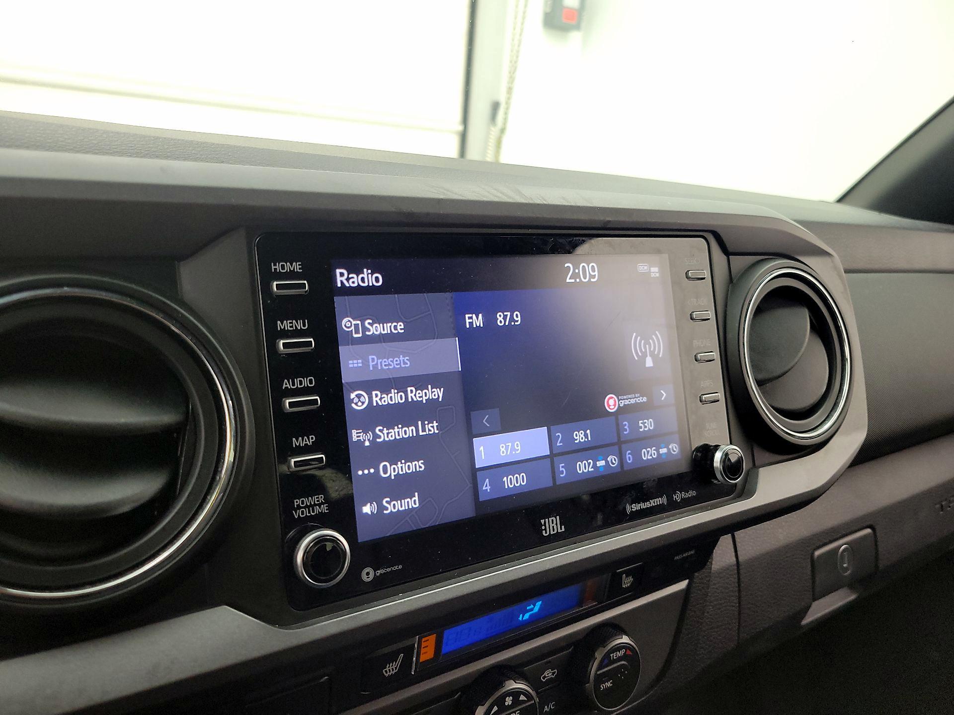 Thumbnail: 2021 Toyota Tacoma - 16