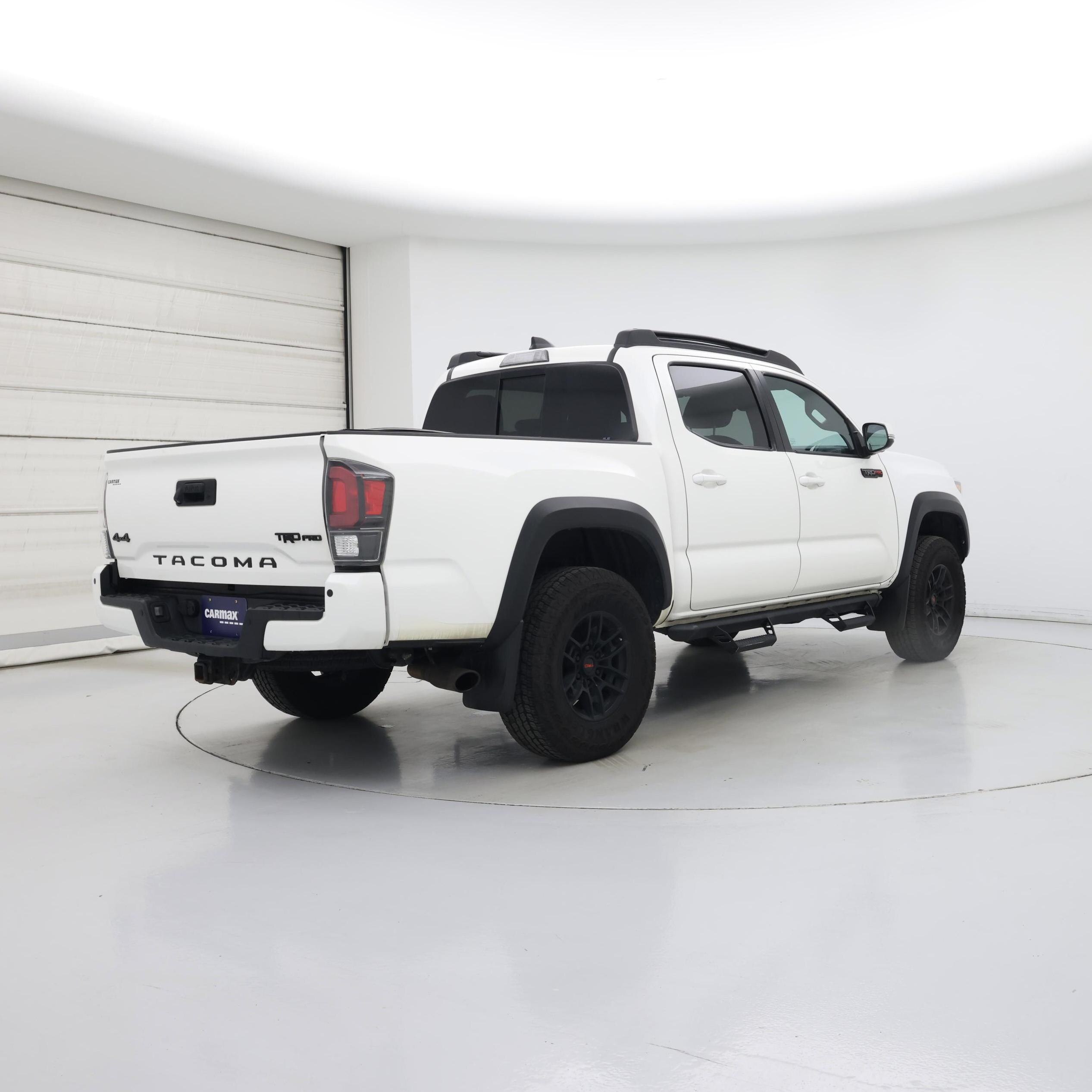 Thumbnail: 2021 Toyota Tacoma - 8