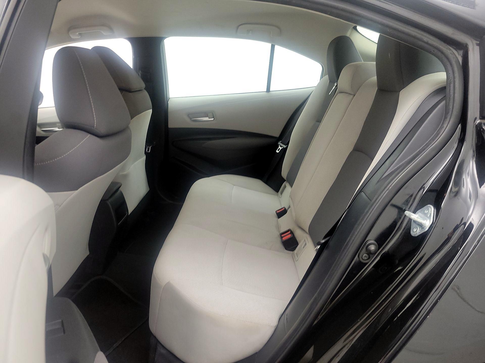 Thumbnail: 2021 Toyota Corolla - 18