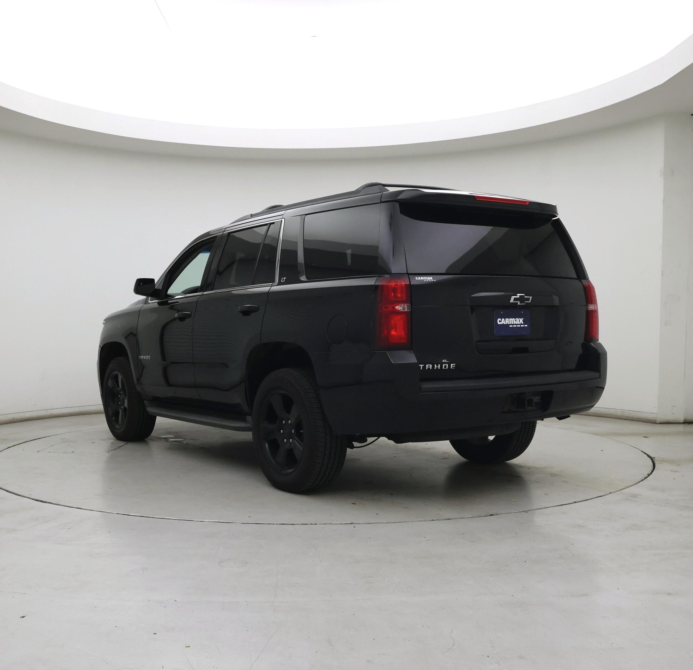 Thumbnail: 2017 Chevrolet Tahoe - 2