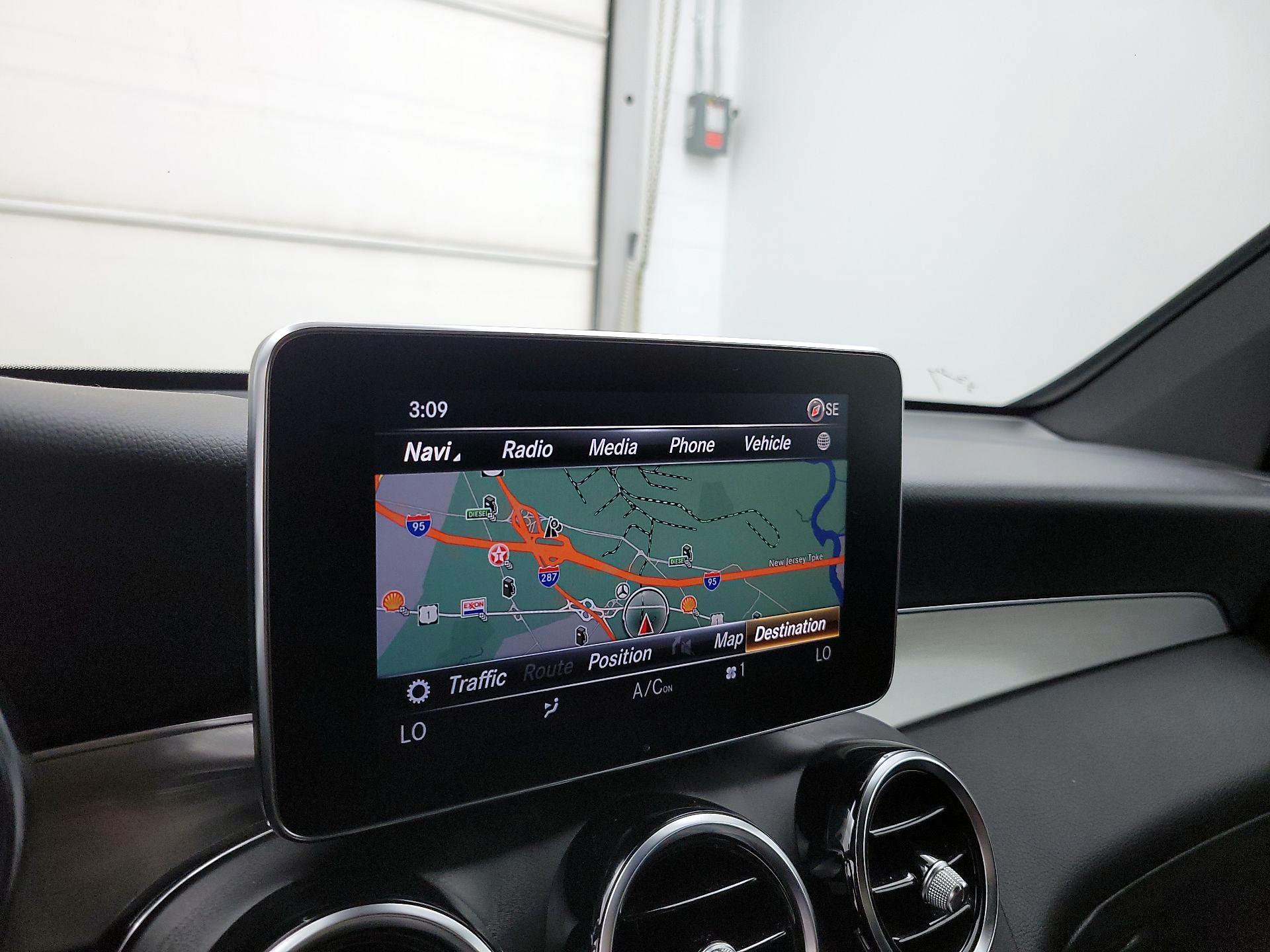 Thumbnail: 2019 Mercedes-Benz GLC - 14