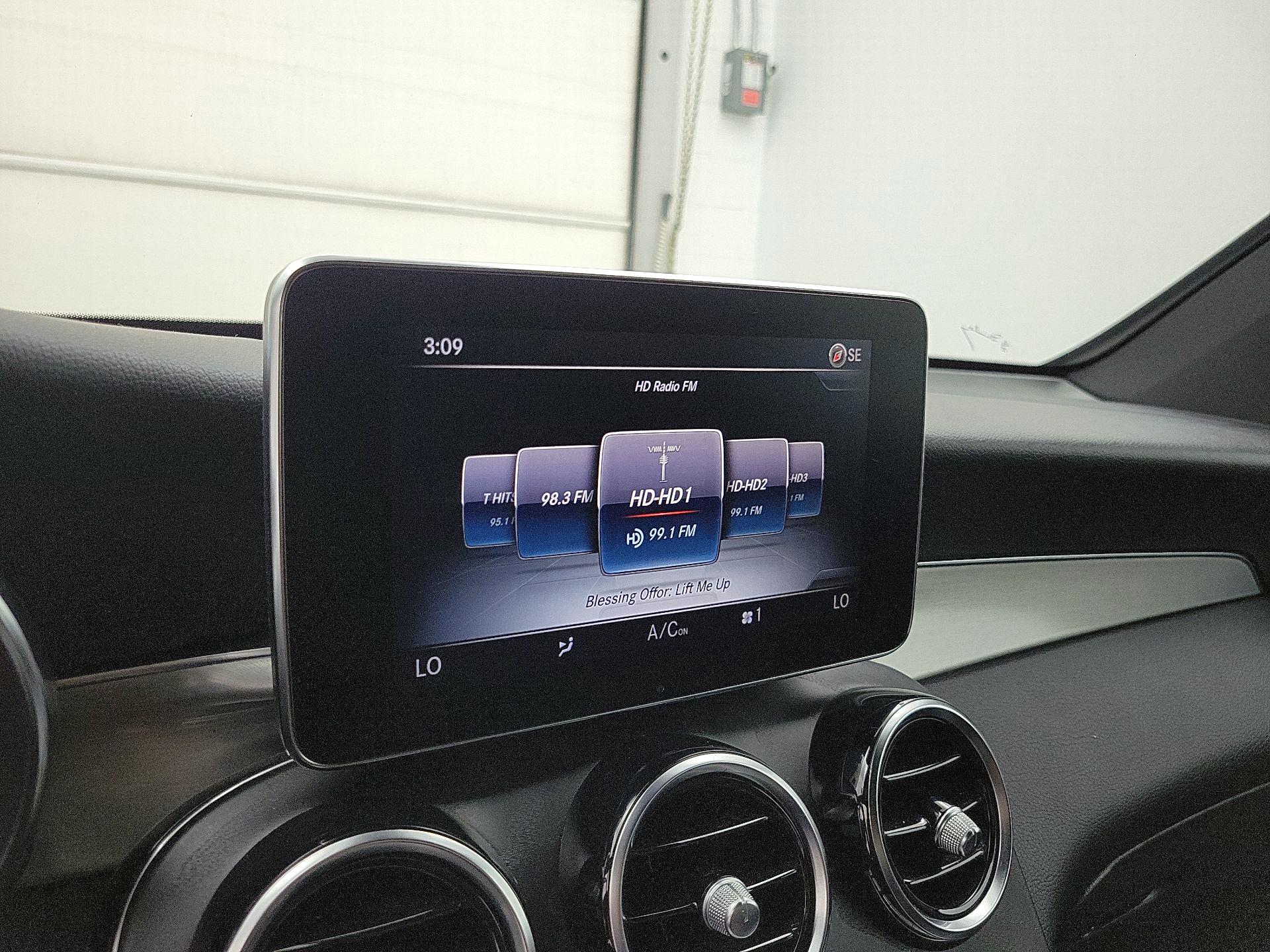 Thumbnail: 2019 Mercedes-Benz GLC - 16