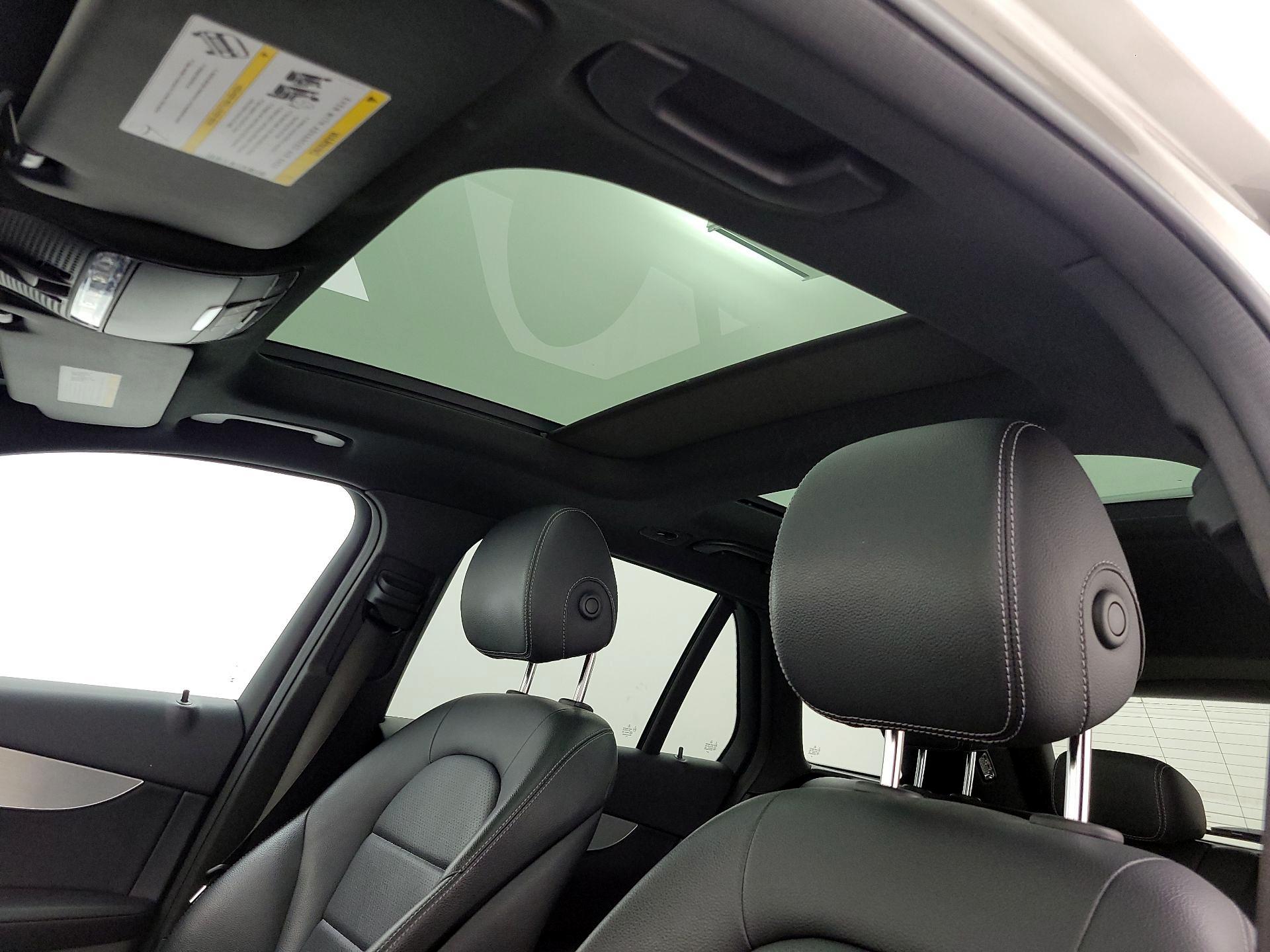 Thumbnail: 2019 Mercedes-Benz GLC - 20