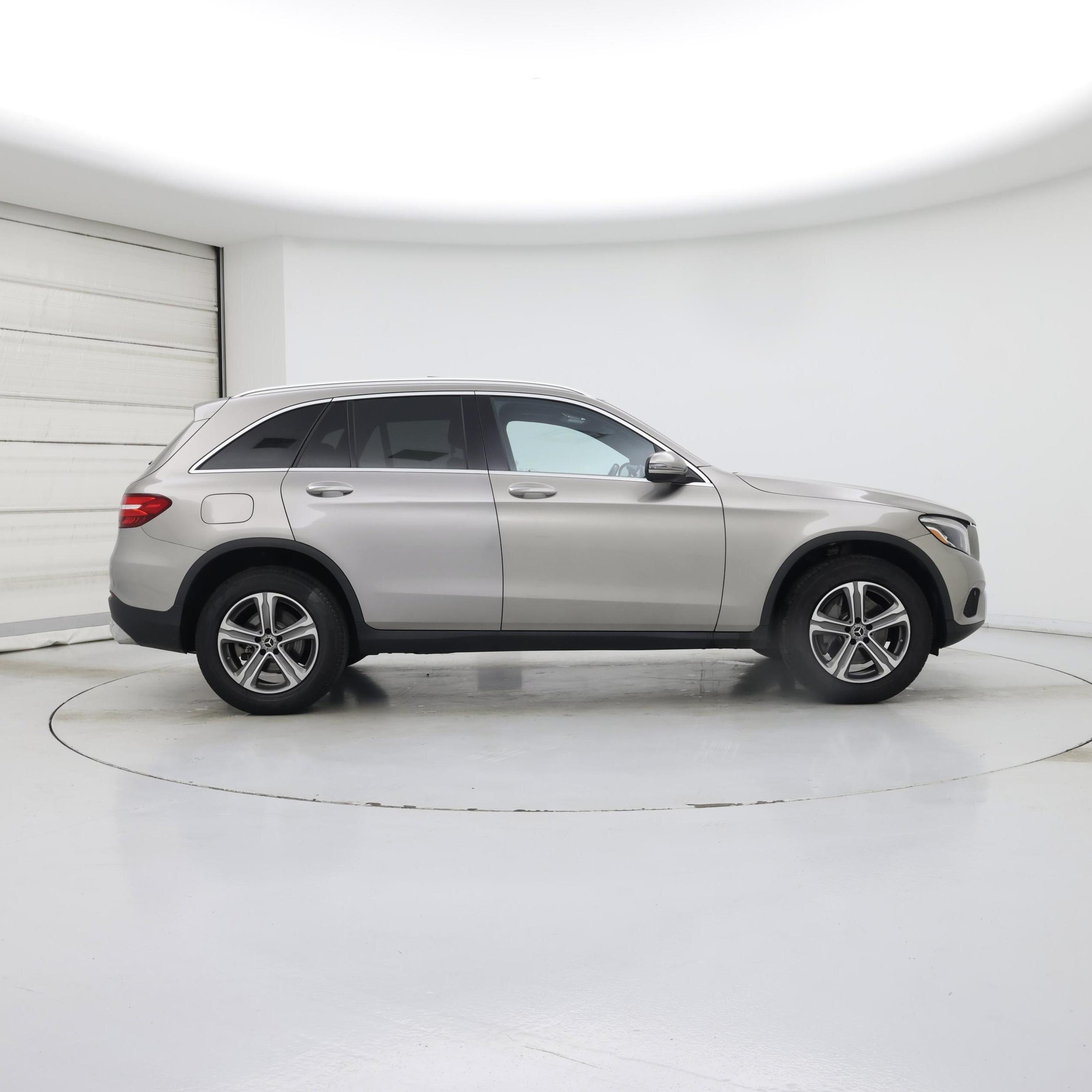 Thumbnail: 2019 Mercedes-Benz GLC - 7