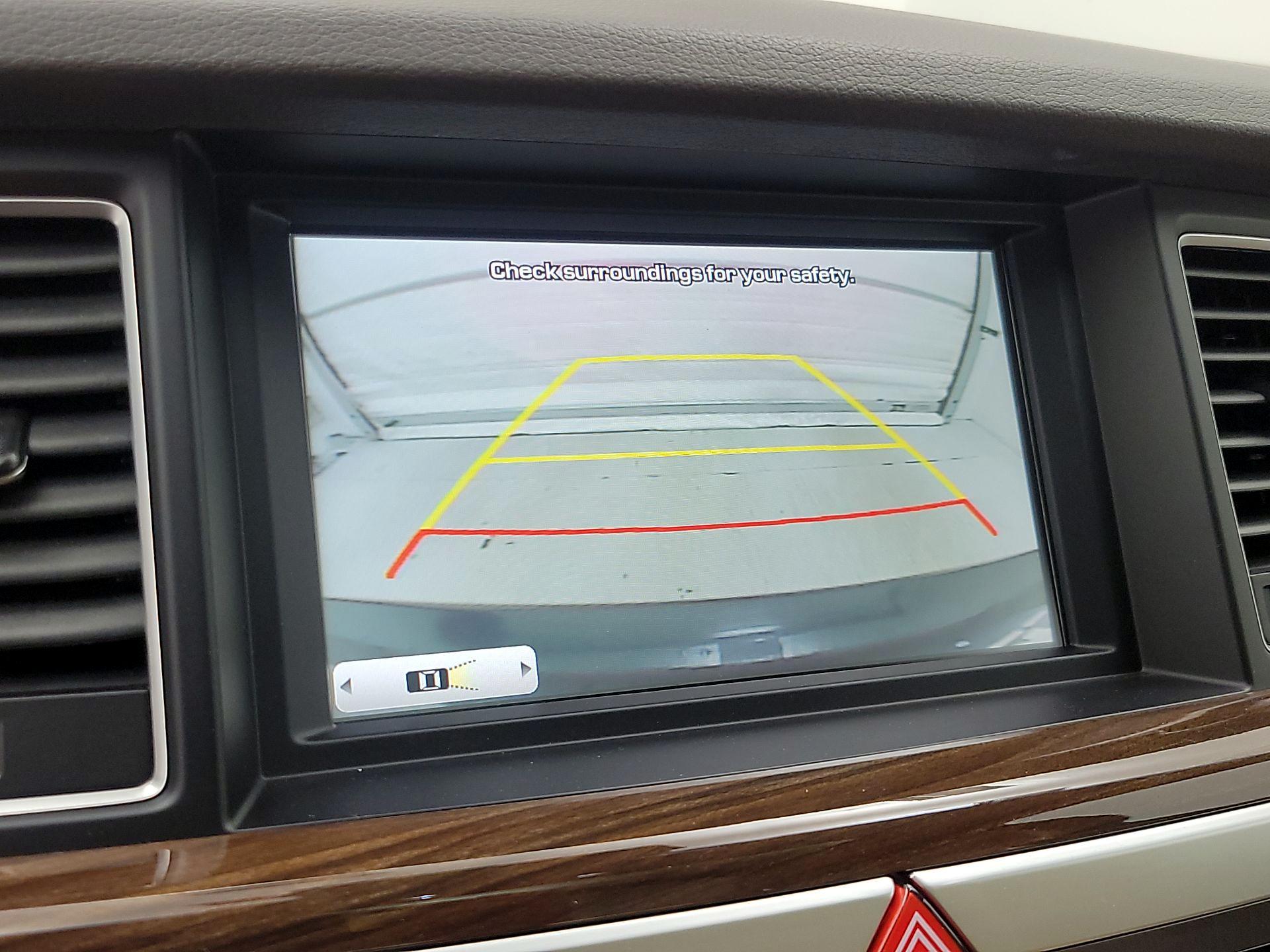 Thumbnail: 2017 Genesis G80 - 15