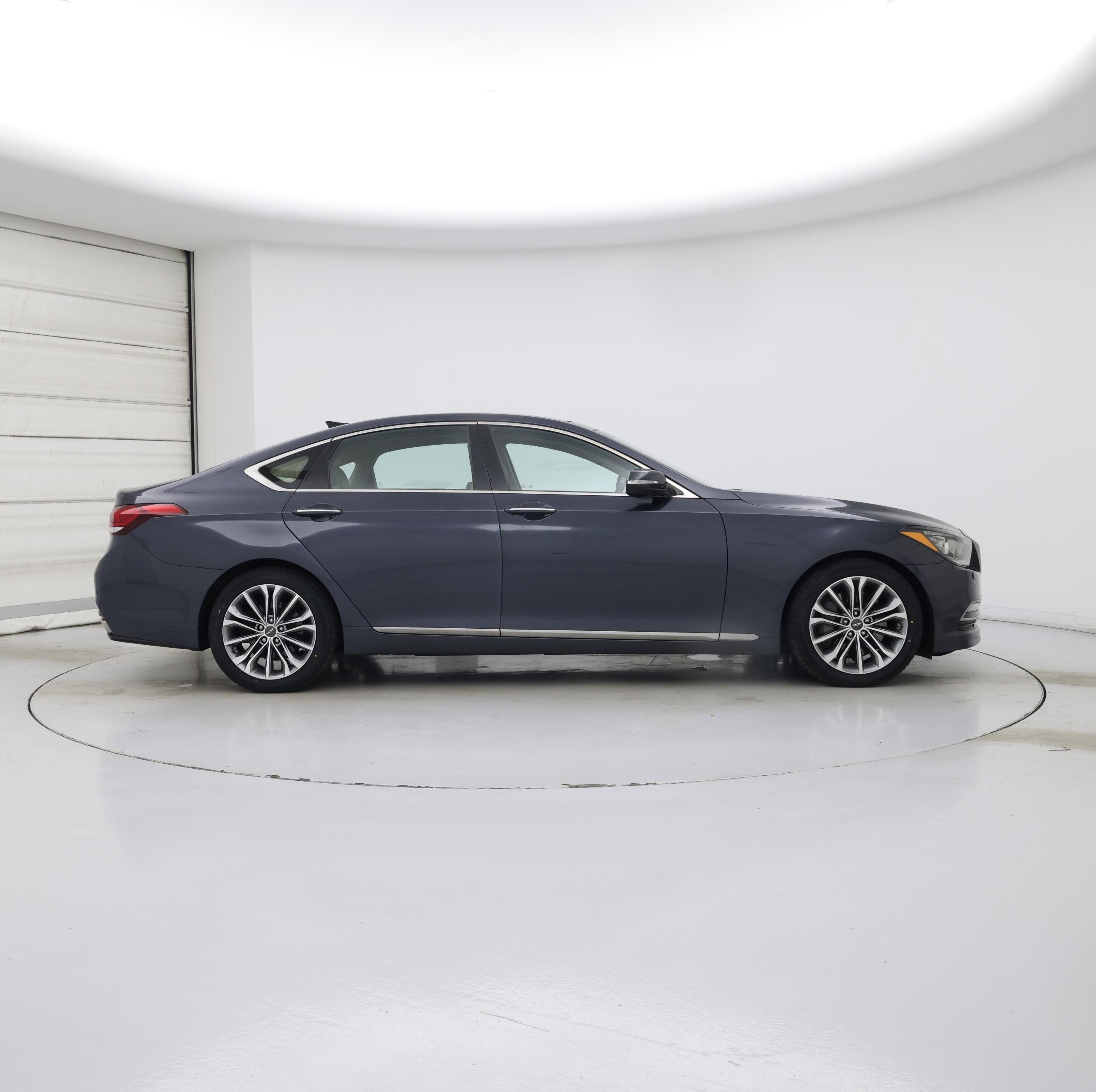 Thumbnail: 2017 Genesis G80 - 7