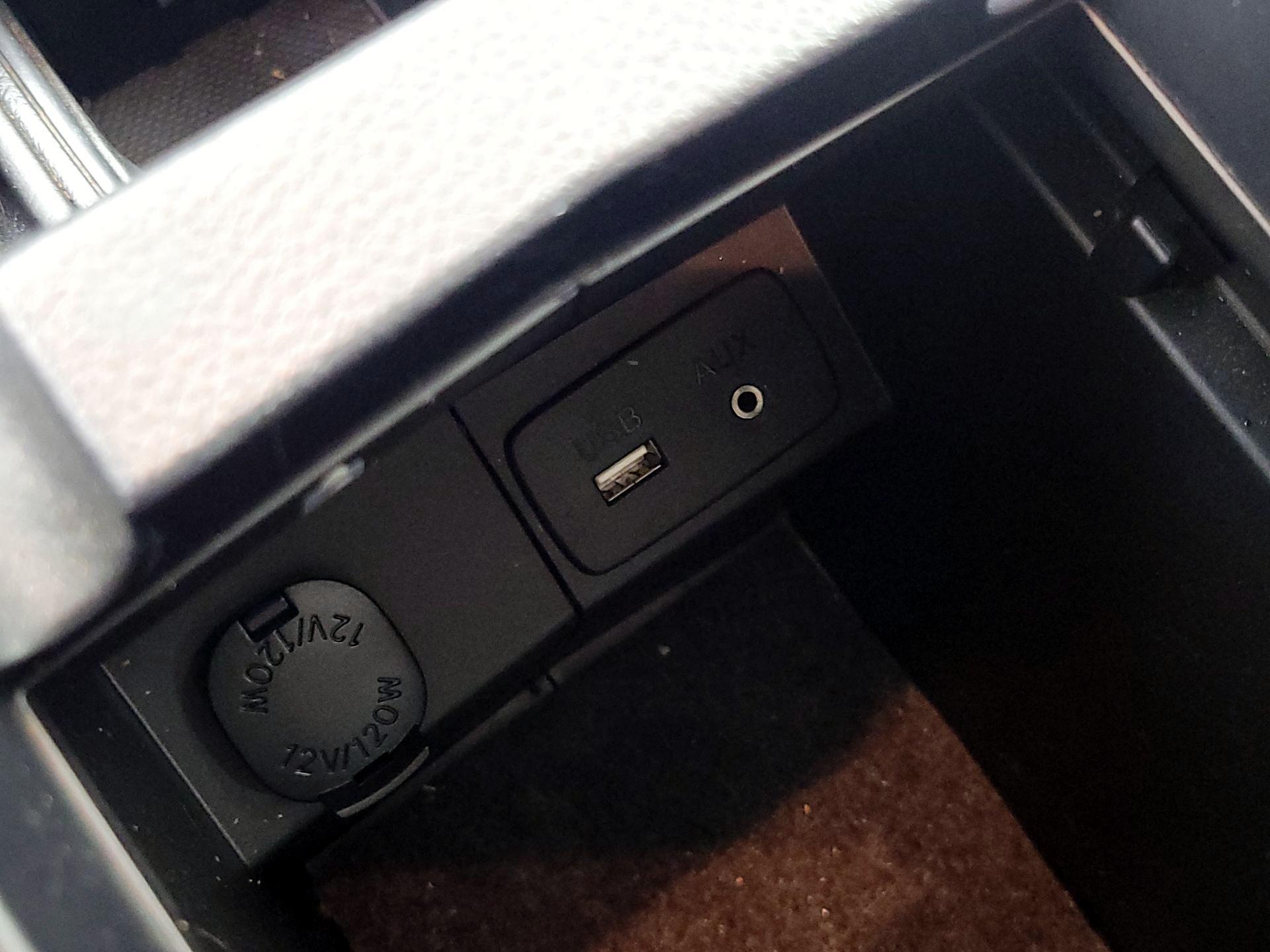 Thumbnail: 2016 Subaru Forester - 18