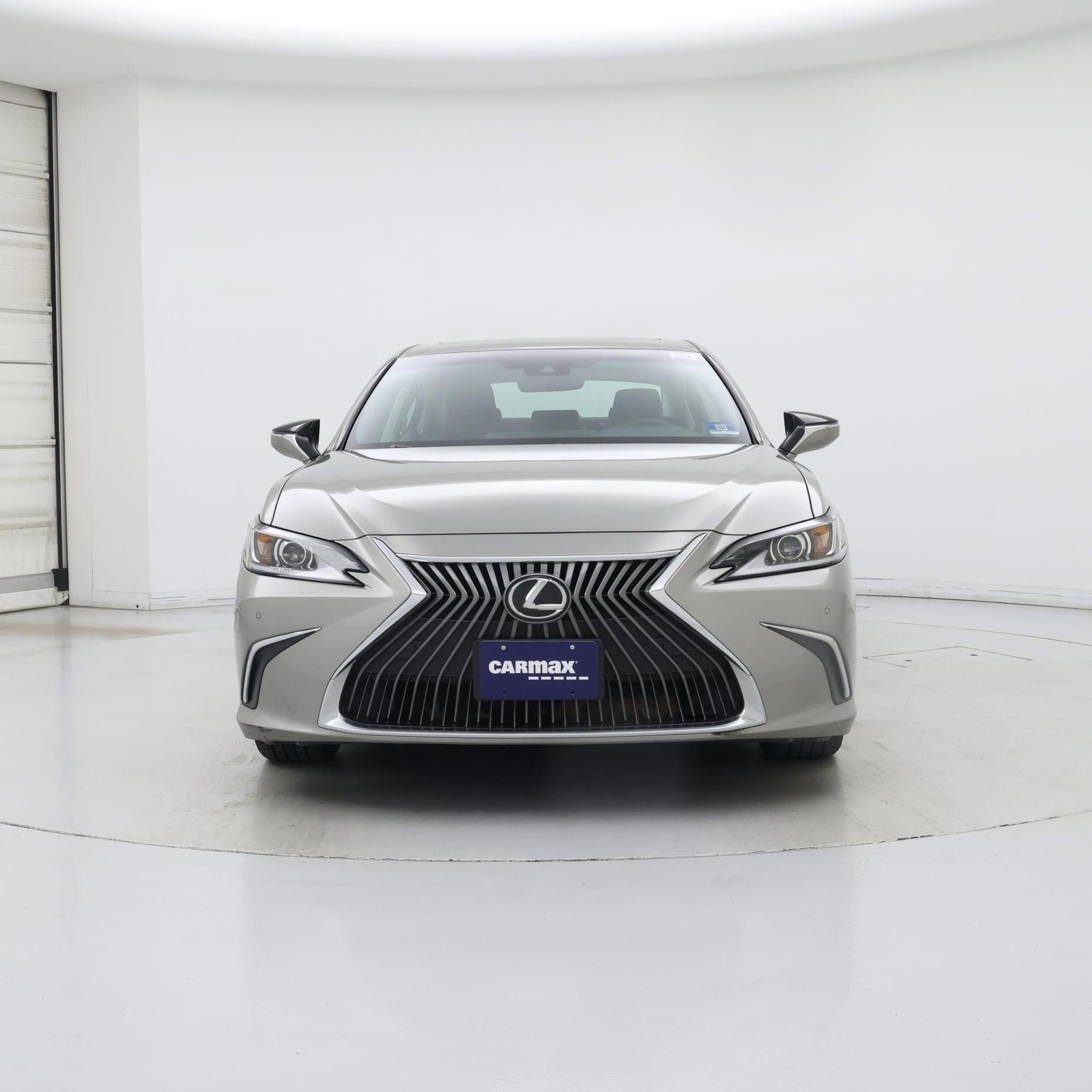Thumbnail: 2021 Lexus ES - 5