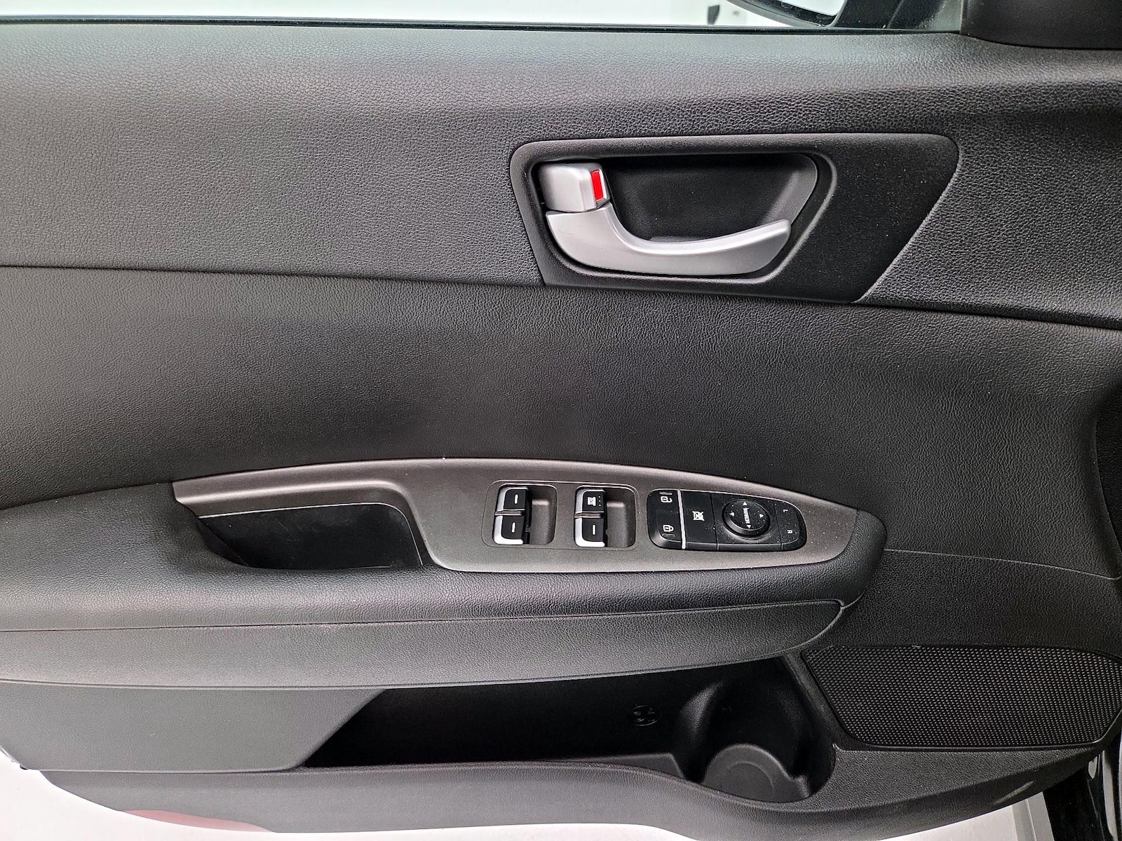 2017 Kia Optima LX - Photo 13