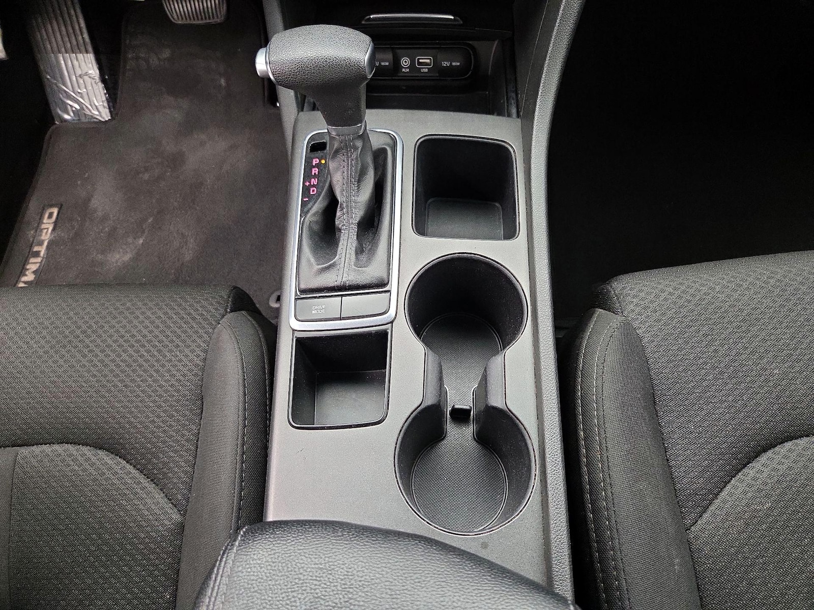 2017 Kia Optima LX - Photo 18