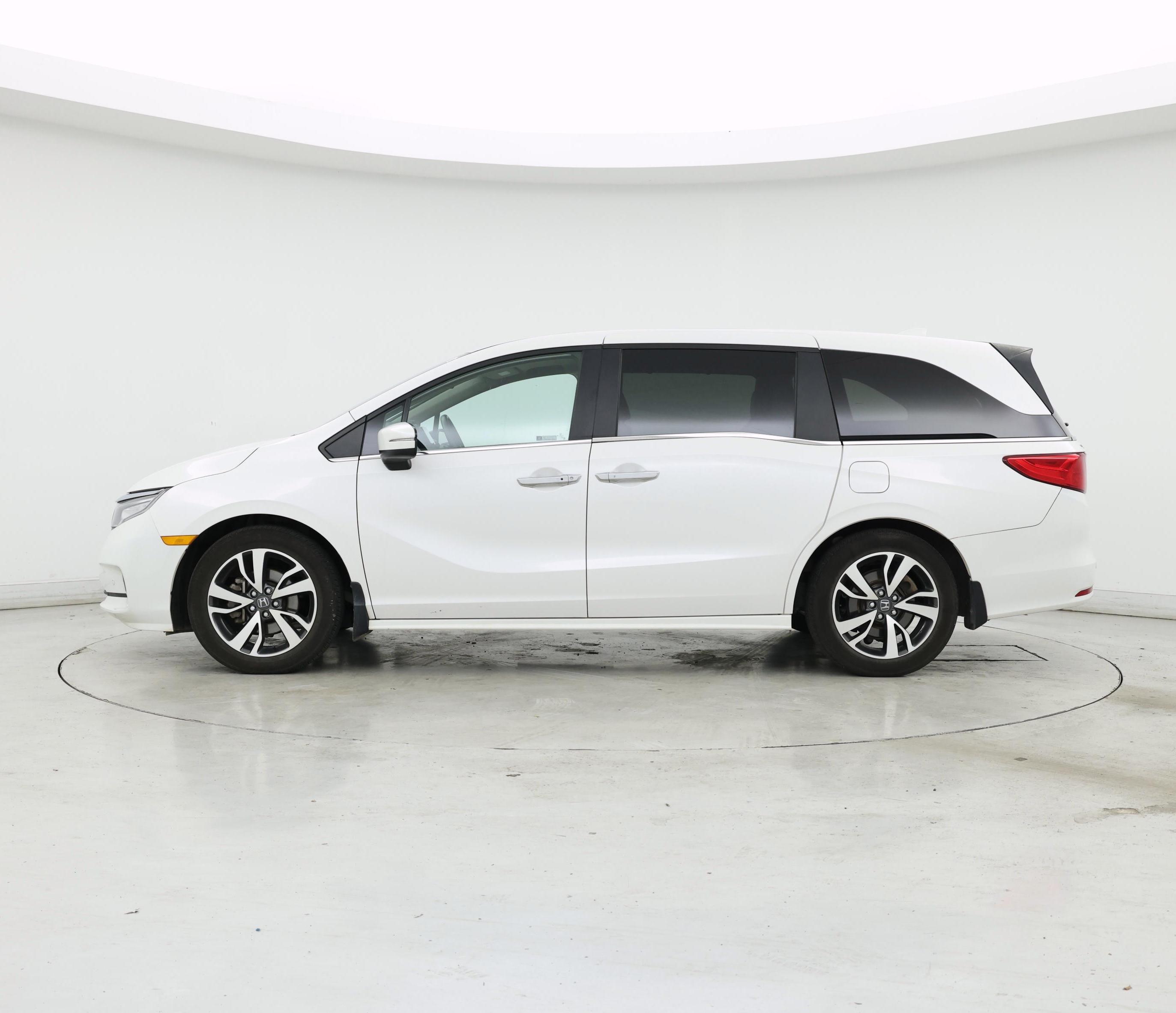 Thumbnail: 2023 Honda Odyssey - 3