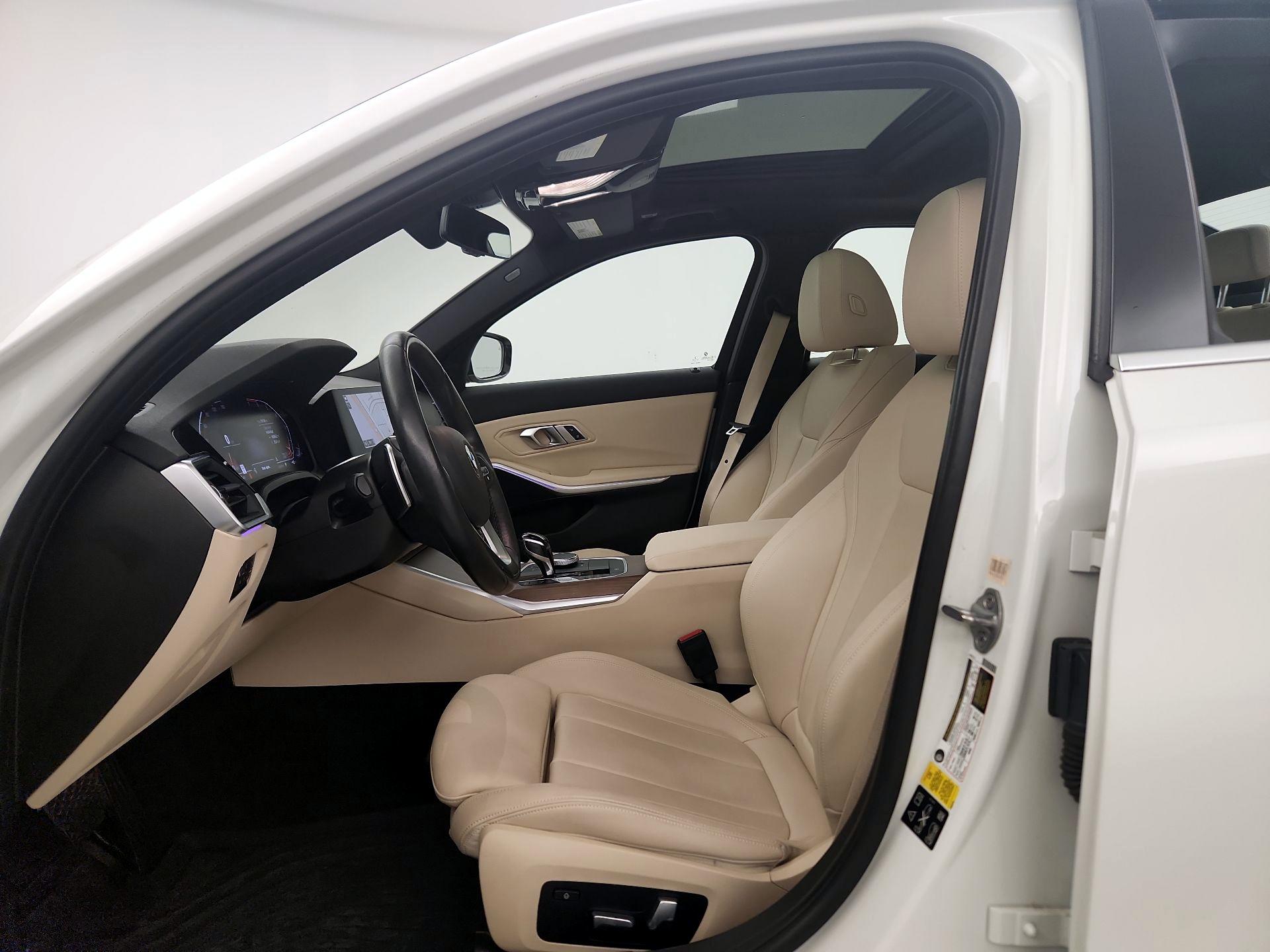 Thumbnail: 2020 BMW 3 Series - 11