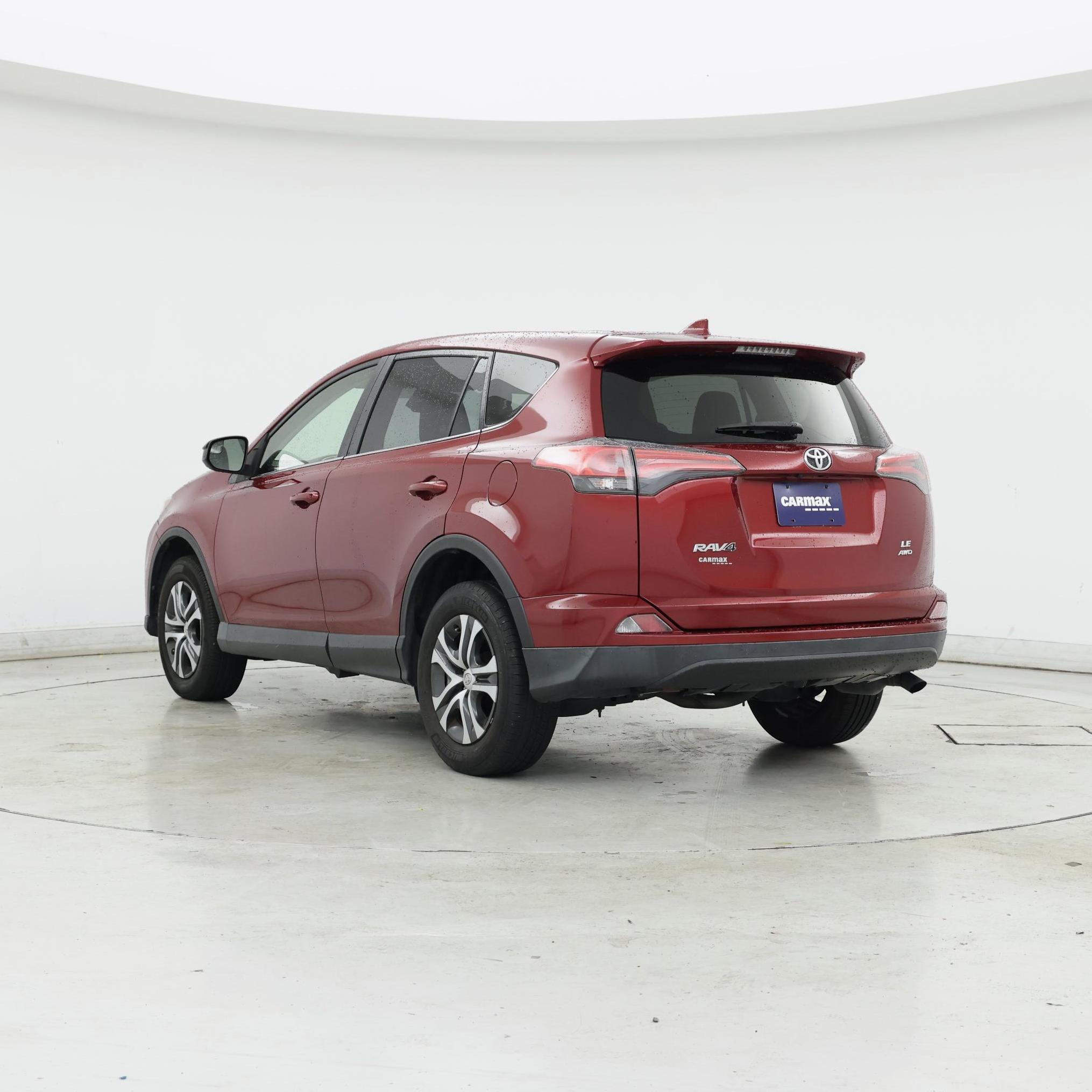 Thumbnail: 2018 Toyota RAV4 - 2