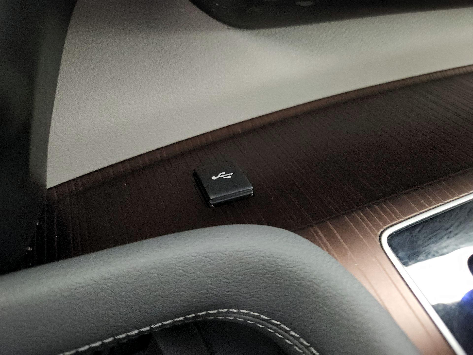 Thumbnail: 2024 Toyota Sienna - 18