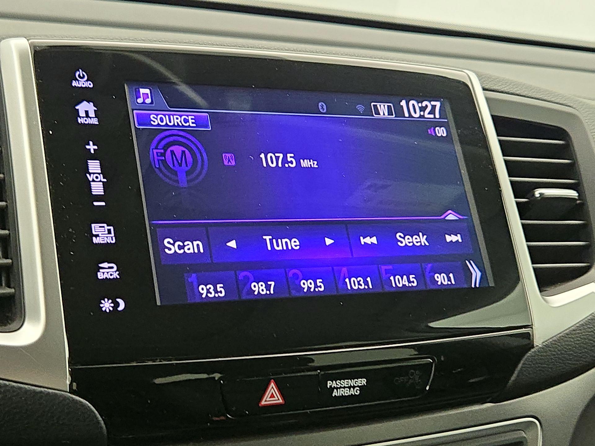 Thumbnail: 2018 Honda Pilot - 15