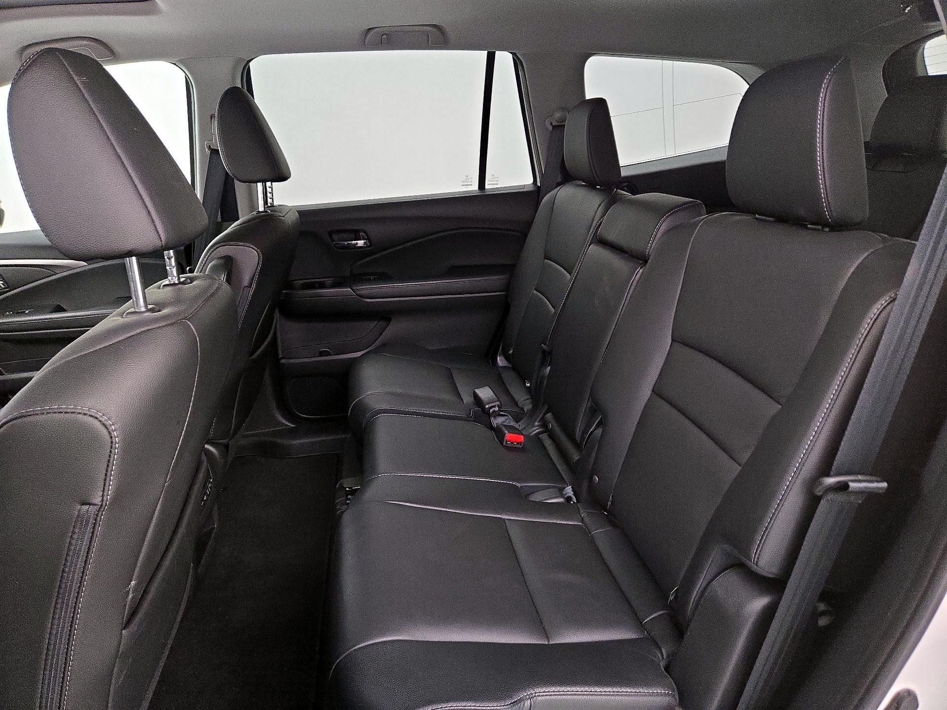 Thumbnail: 2018 Honda Pilot - 20