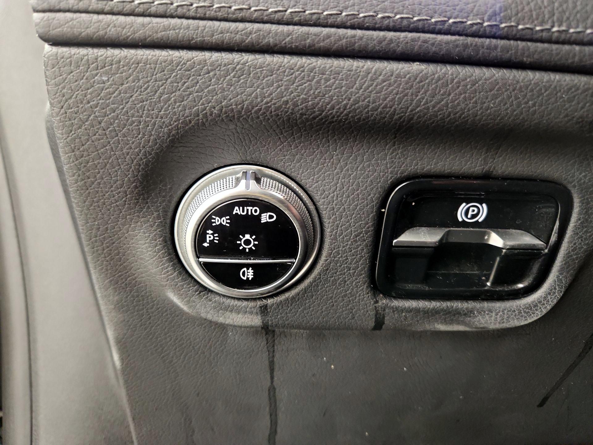 Thumbnail: 2022 Mercedes-Benz EQS - 13