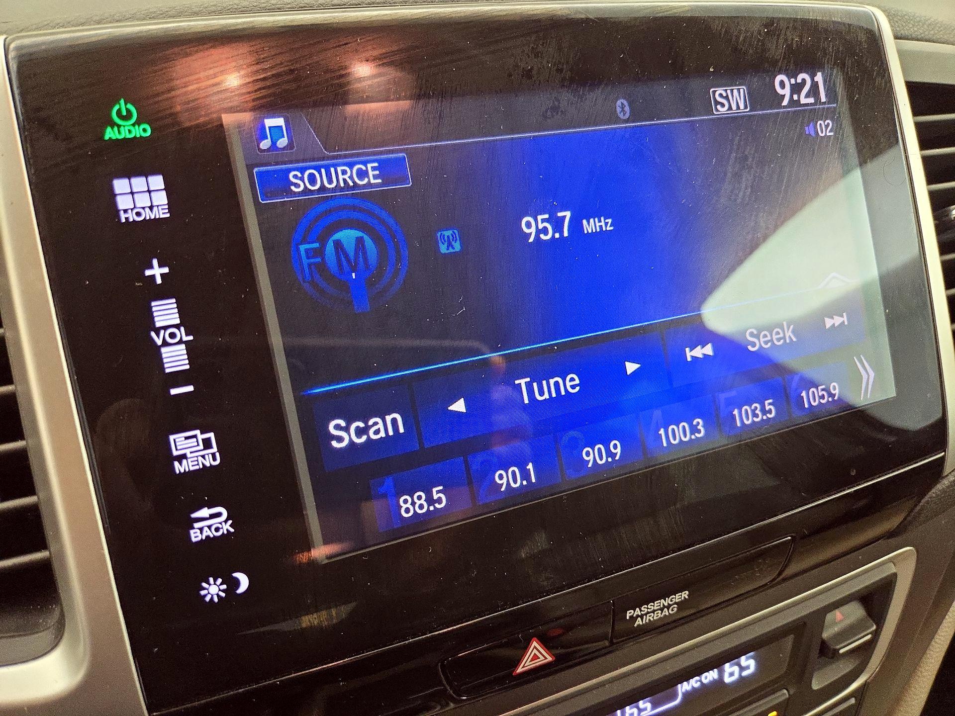 Thumbnail: 2016 Honda Pilot - 15