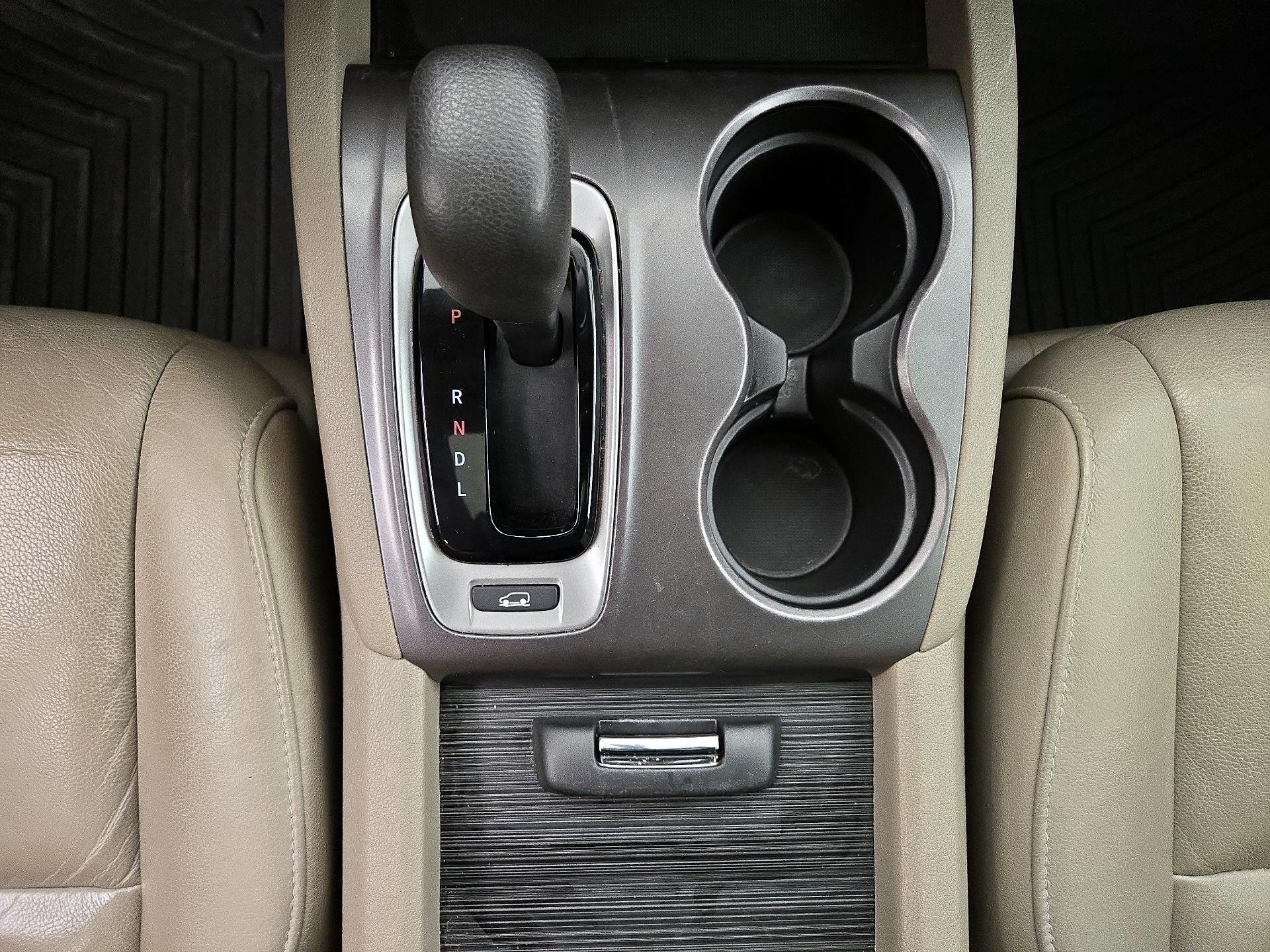 Thumbnail: 2016 Honda Pilot - 17