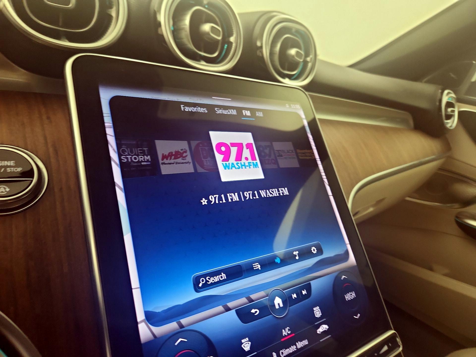 Thumbnail: 2022 Mercedes-Benz C-Class - 16