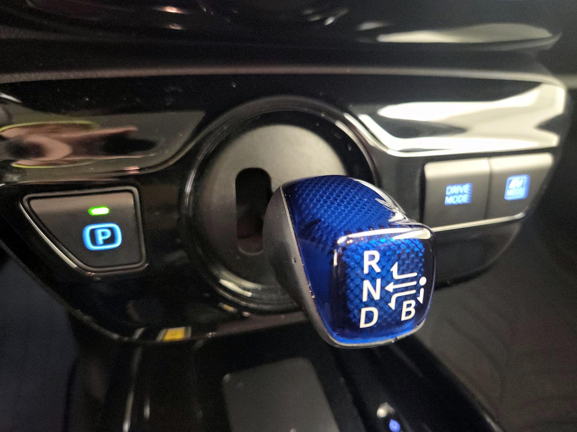 Thumbnail: 2021 Toyota Prius - 17