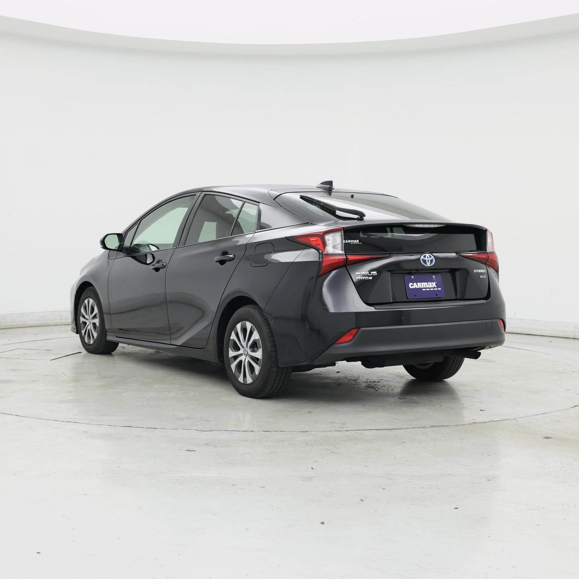 Thumbnail: 2021 Toyota Prius - 2