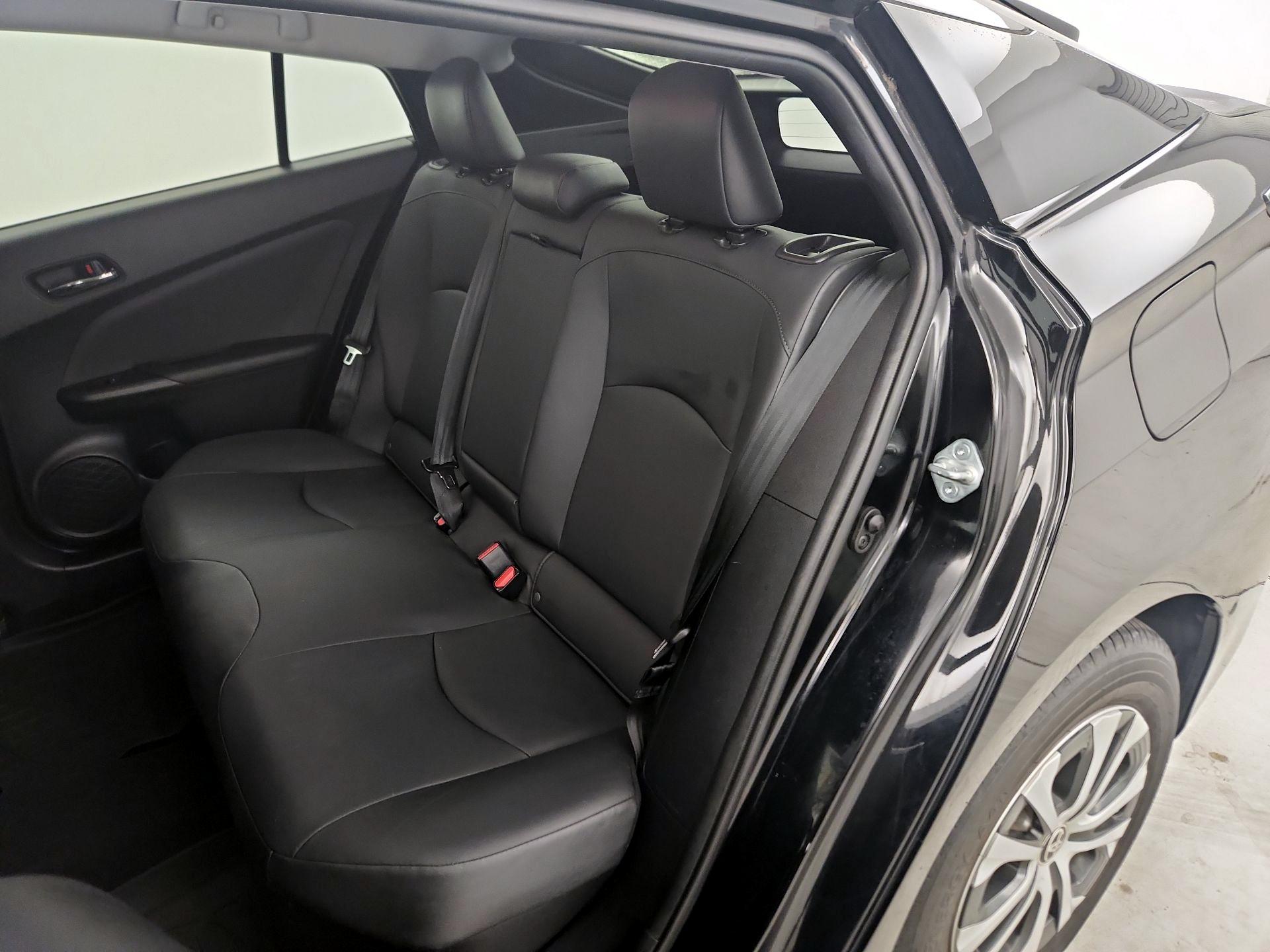 Thumbnail: 2021 Toyota Prius - 19