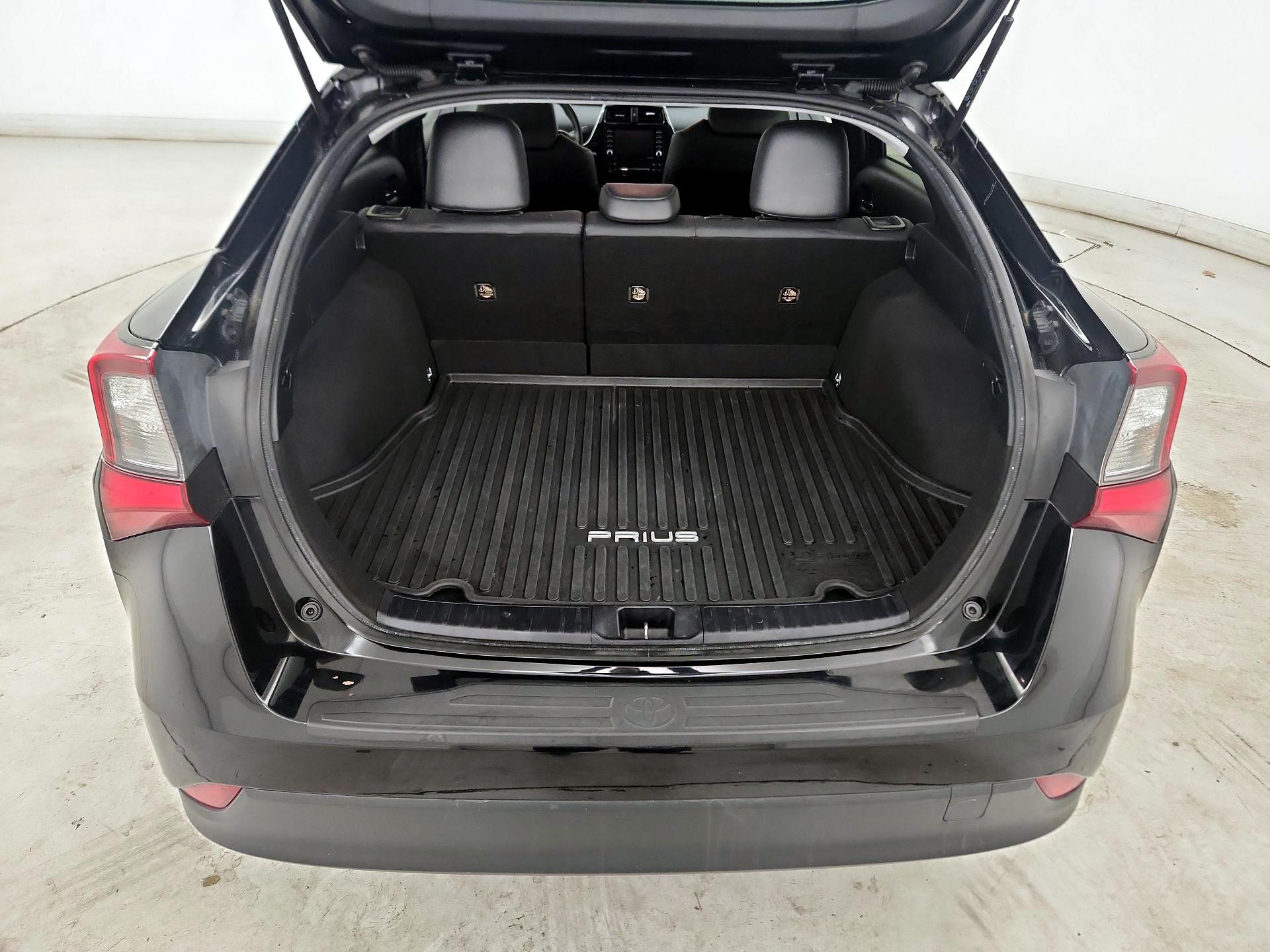 Thumbnail: 2021 Toyota Prius - 20