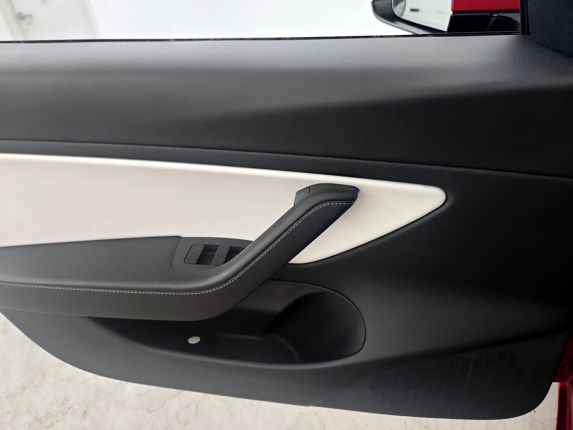 Thumbnail: 2021 Tesla Model 3 - 12