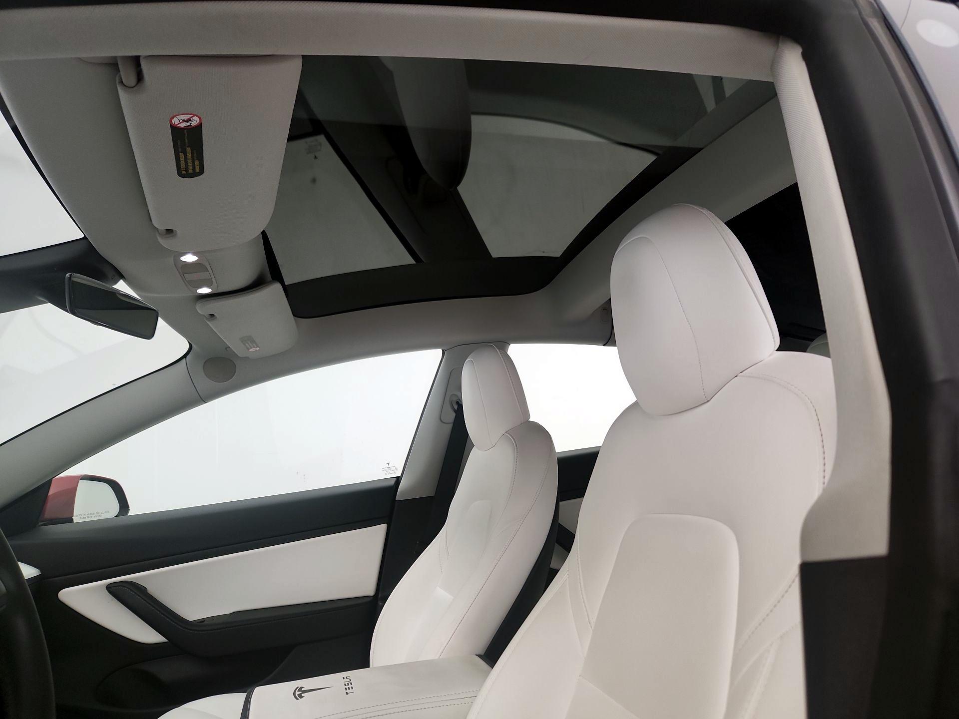 Thumbnail: 2021 Tesla Model 3 - 20