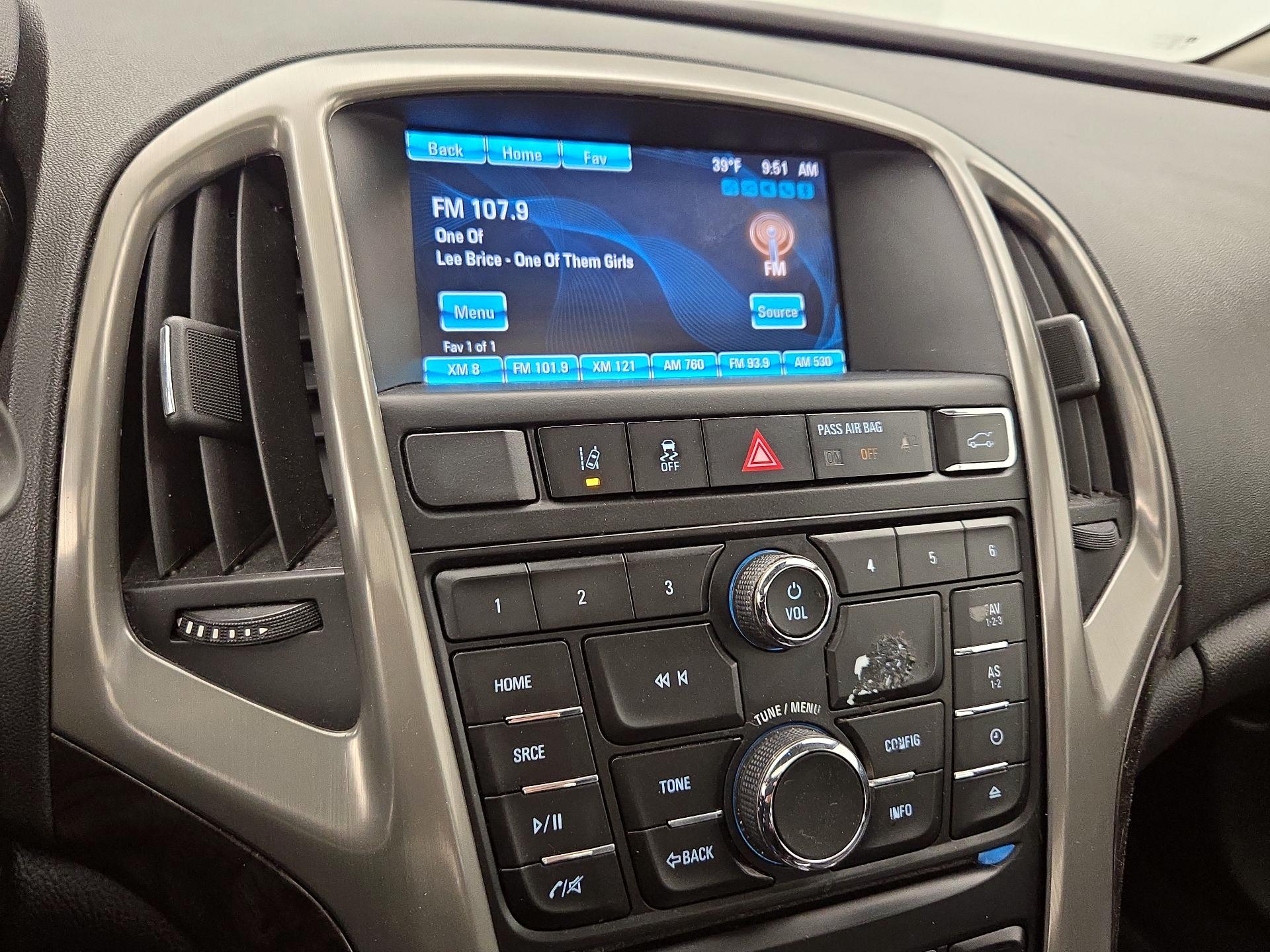 Thumbnail: 2016 Buick Verano - 15