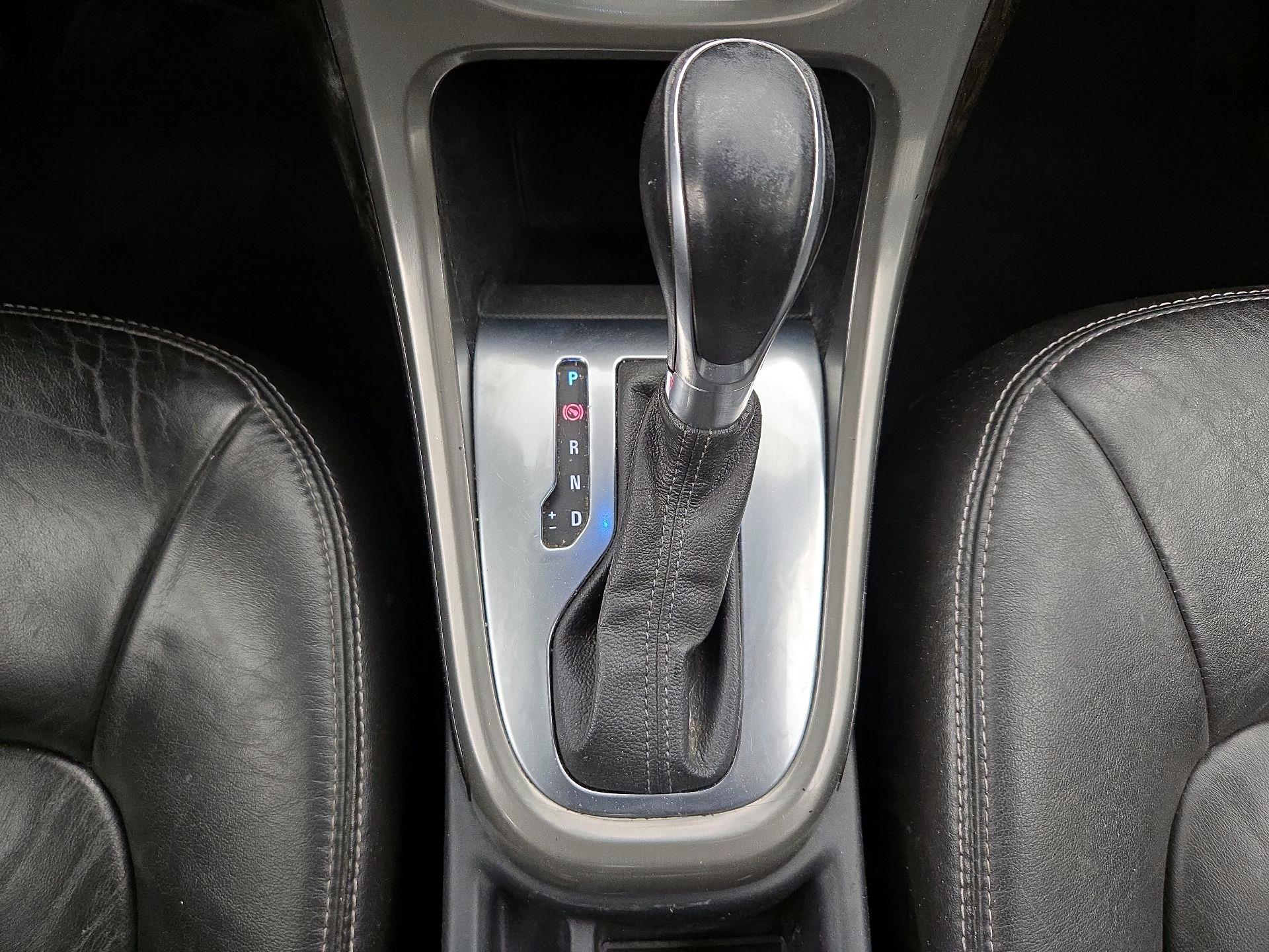 Thumbnail: 2016 Buick Verano - 17