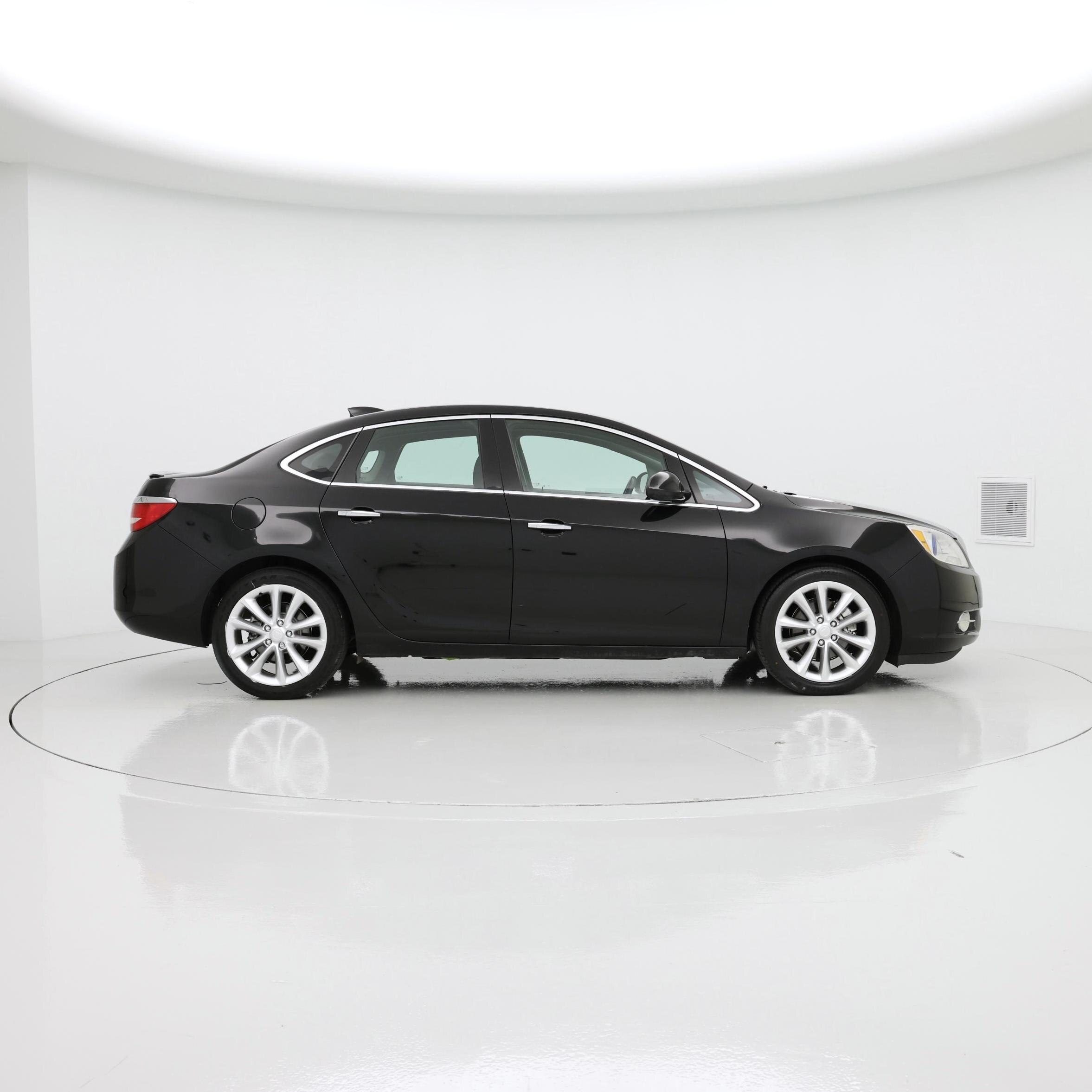 Thumbnail: 2016 Buick Verano - 7