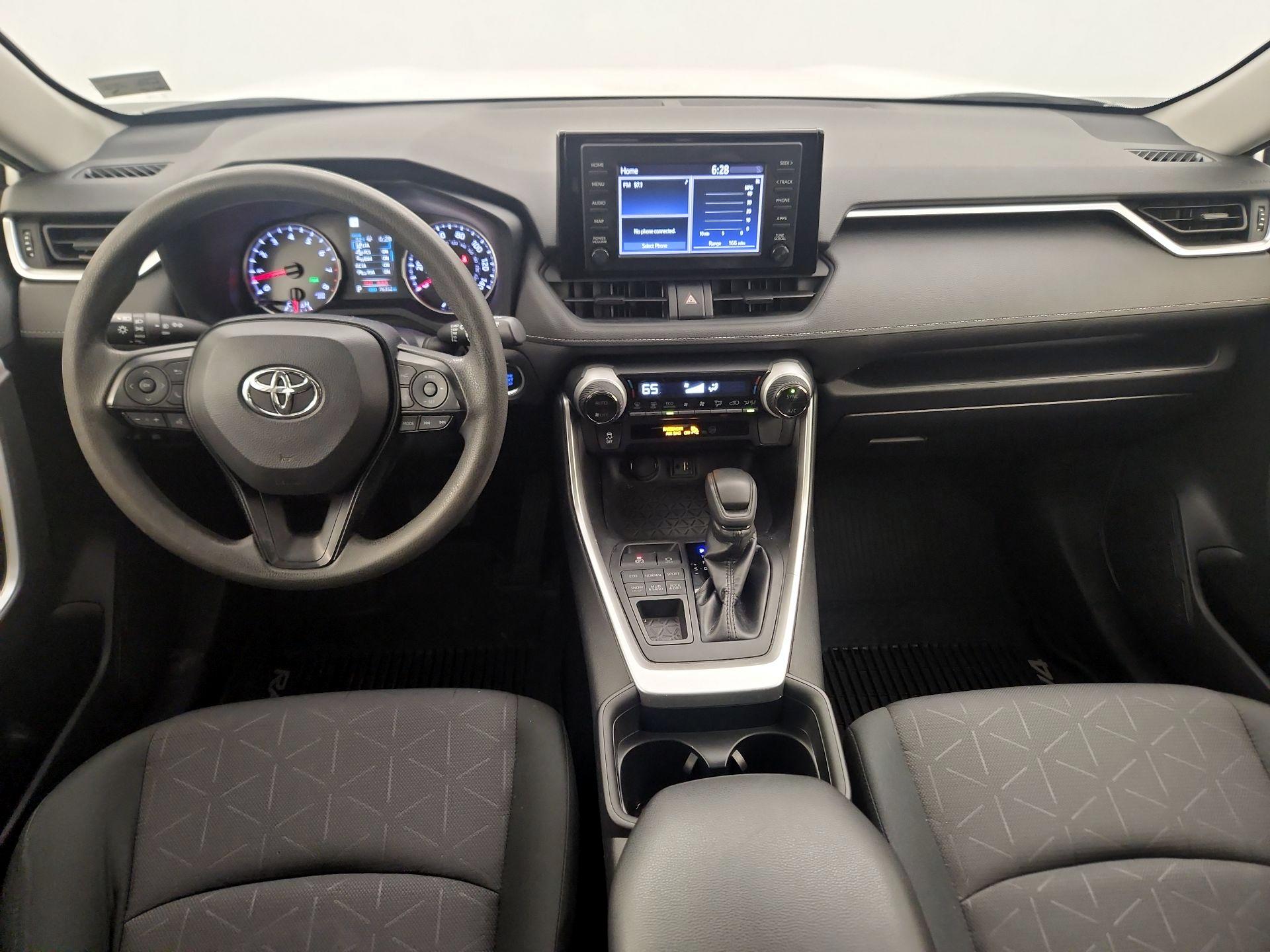 Thumbnail: 2019 Toyota RAV4 - 9