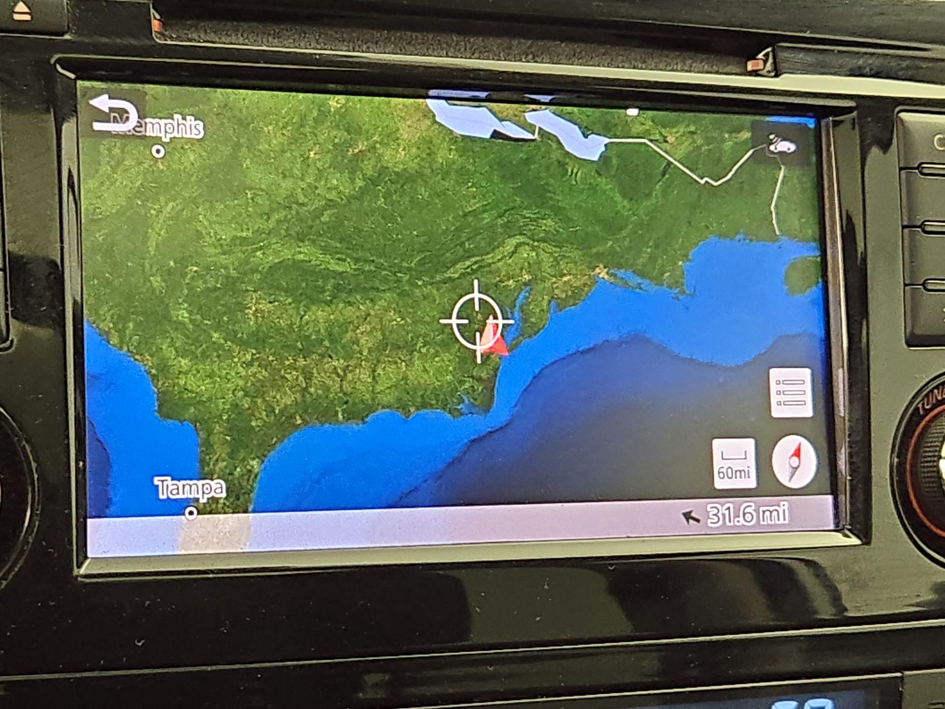 Thumbnail: 2018 Nissan Rogue - 14