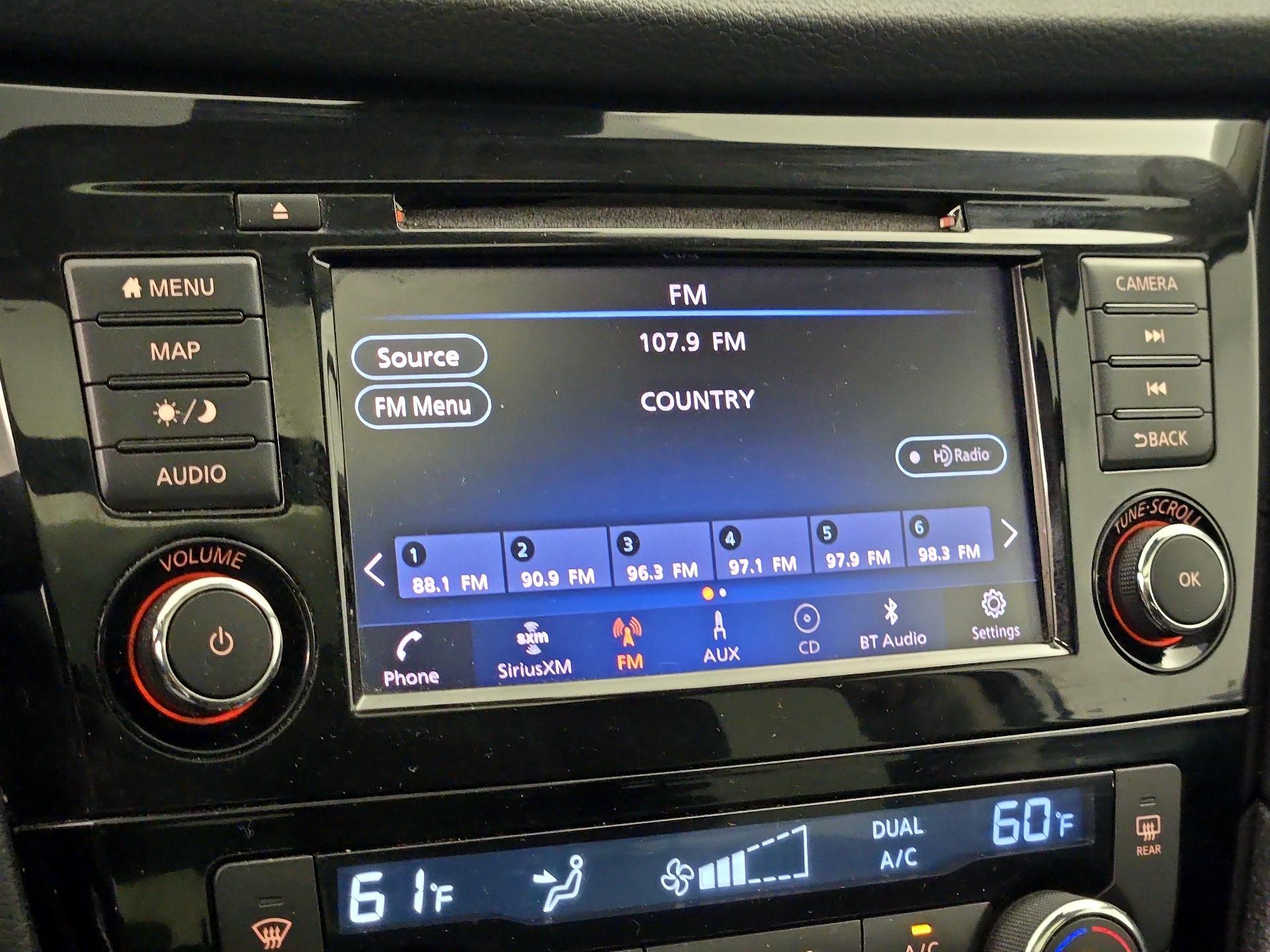 Thumbnail: 2018 Nissan Rogue - 16