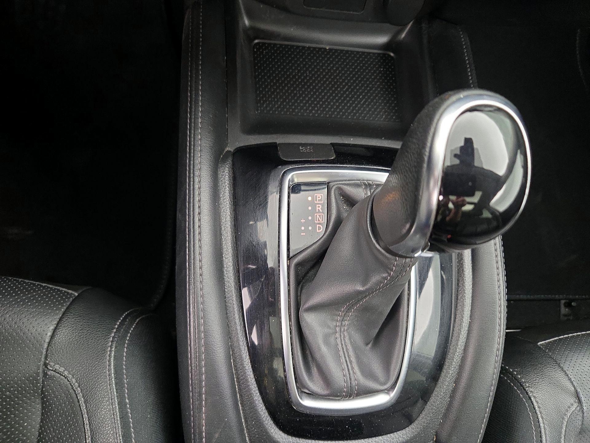 Thumbnail: 2018 Nissan Rogue - 18