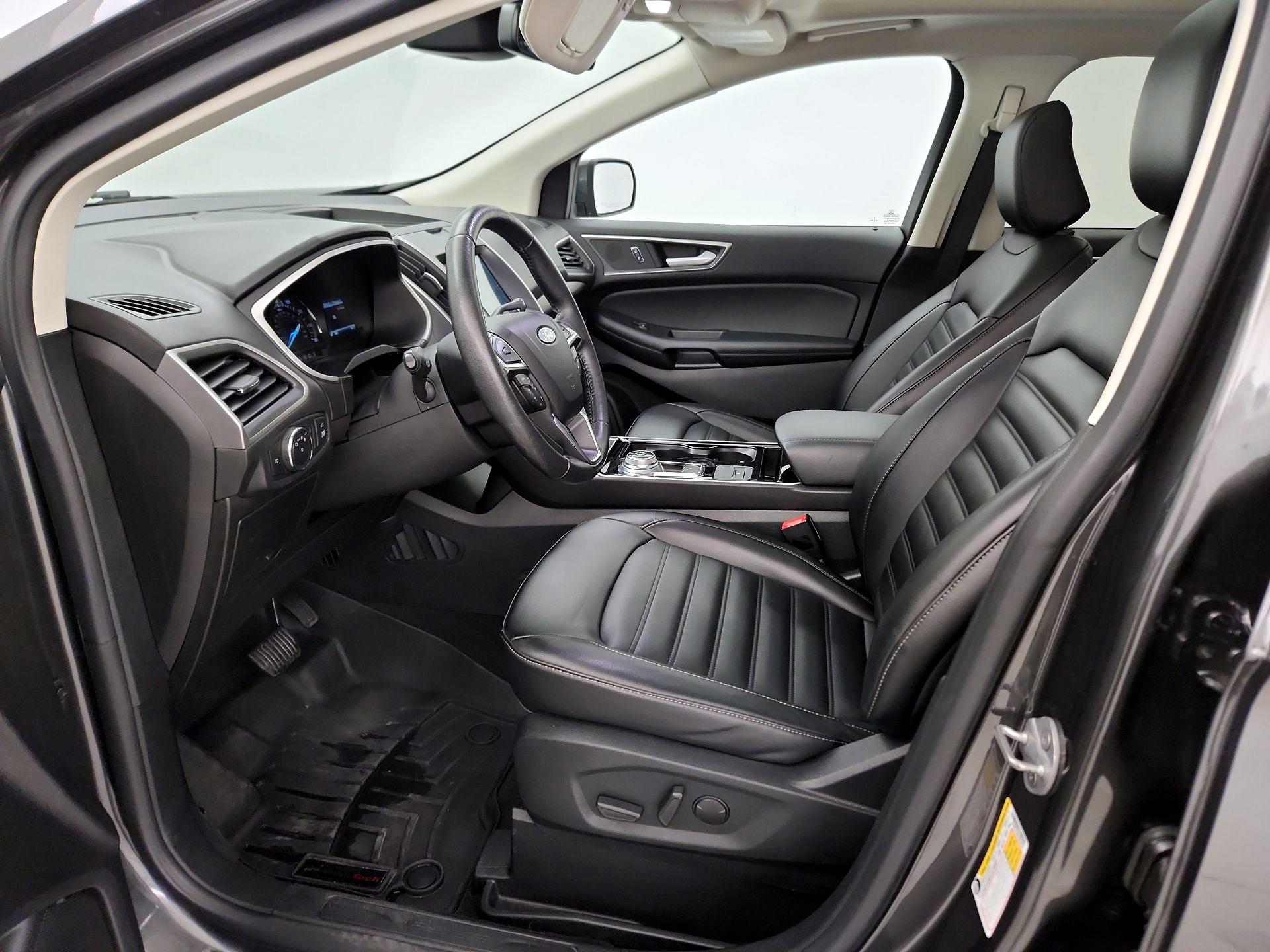 Thumbnail: 2020 Ford Edge - 11