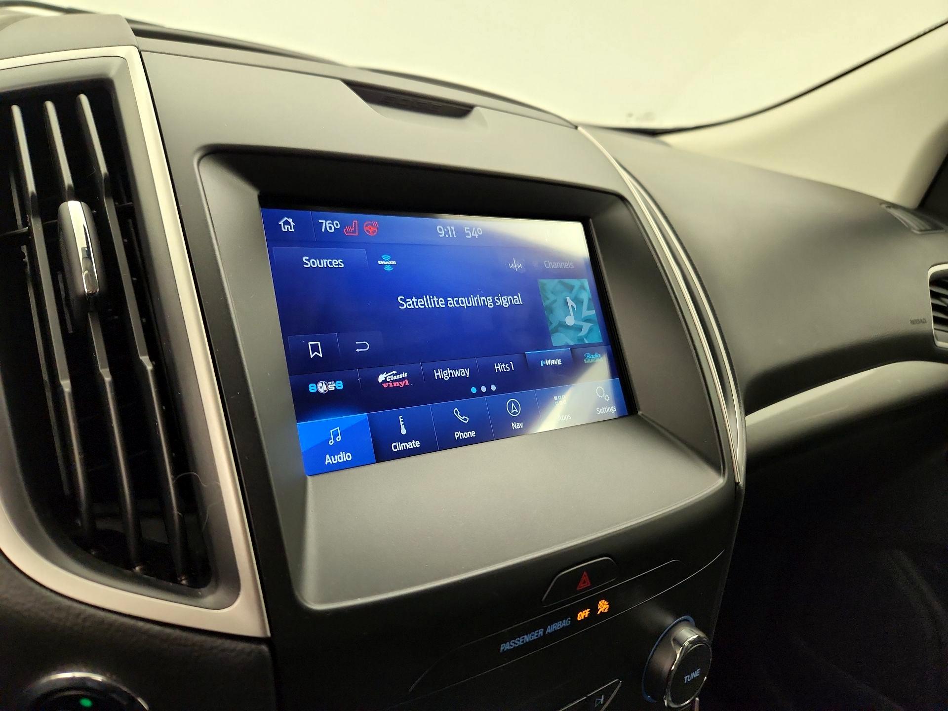 Thumbnail: 2020 Ford Edge - 16