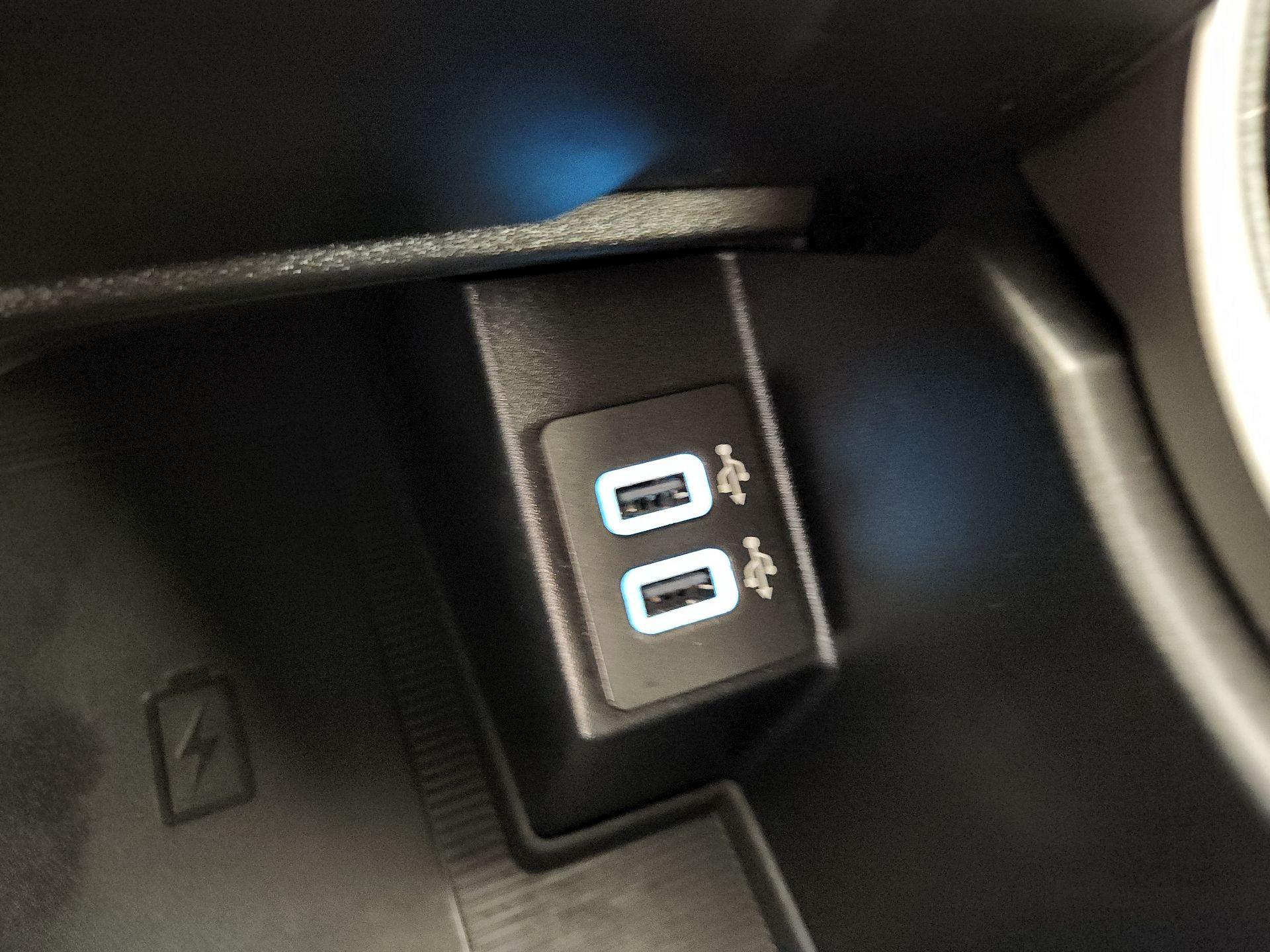 Thumbnail: 2020 Ford Edge - 19