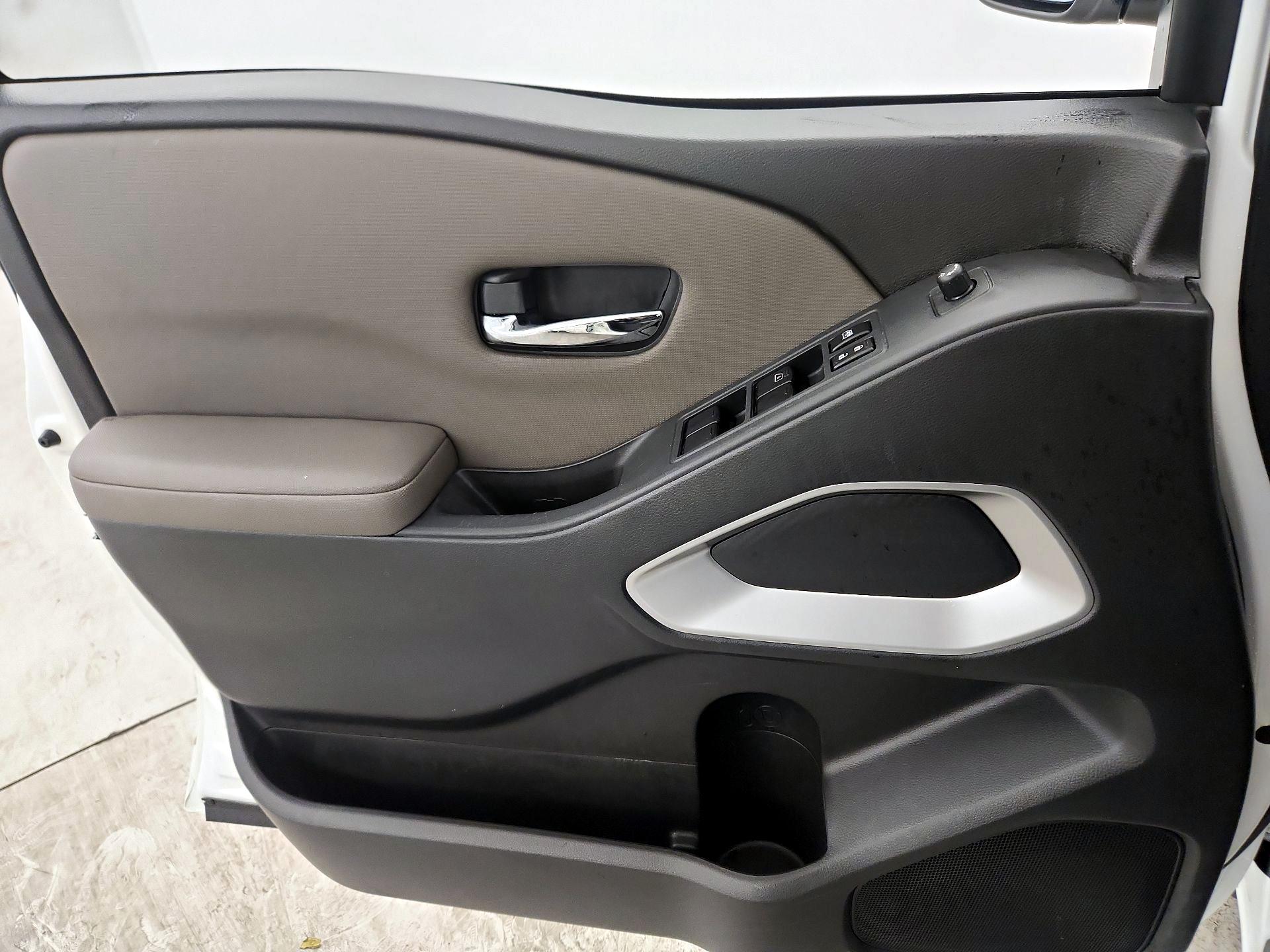 Thumbnail: 2022 Nissan Frontier - 12