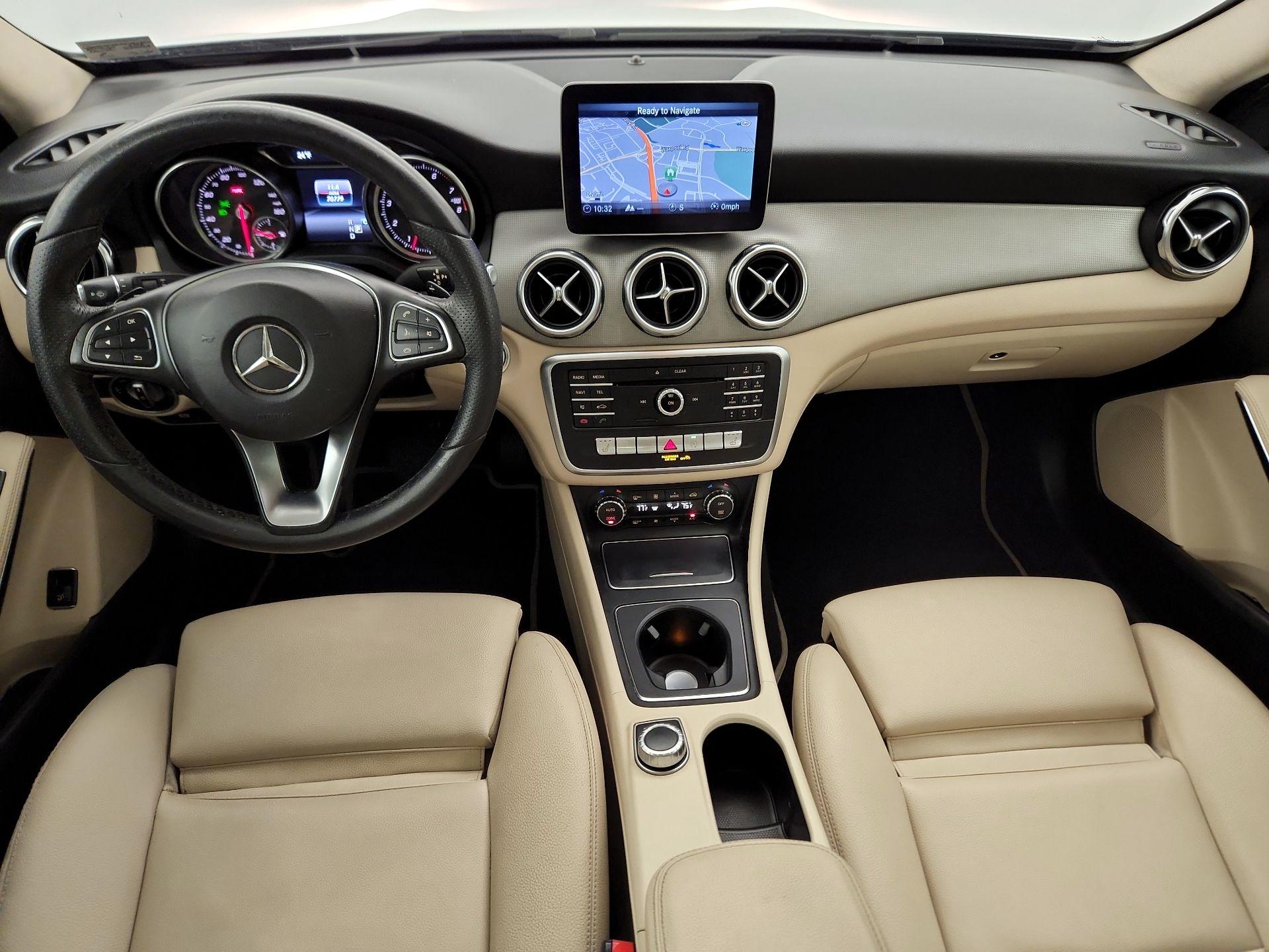 Thumbnail: 2018 Mercedes-Benz GLA - 9