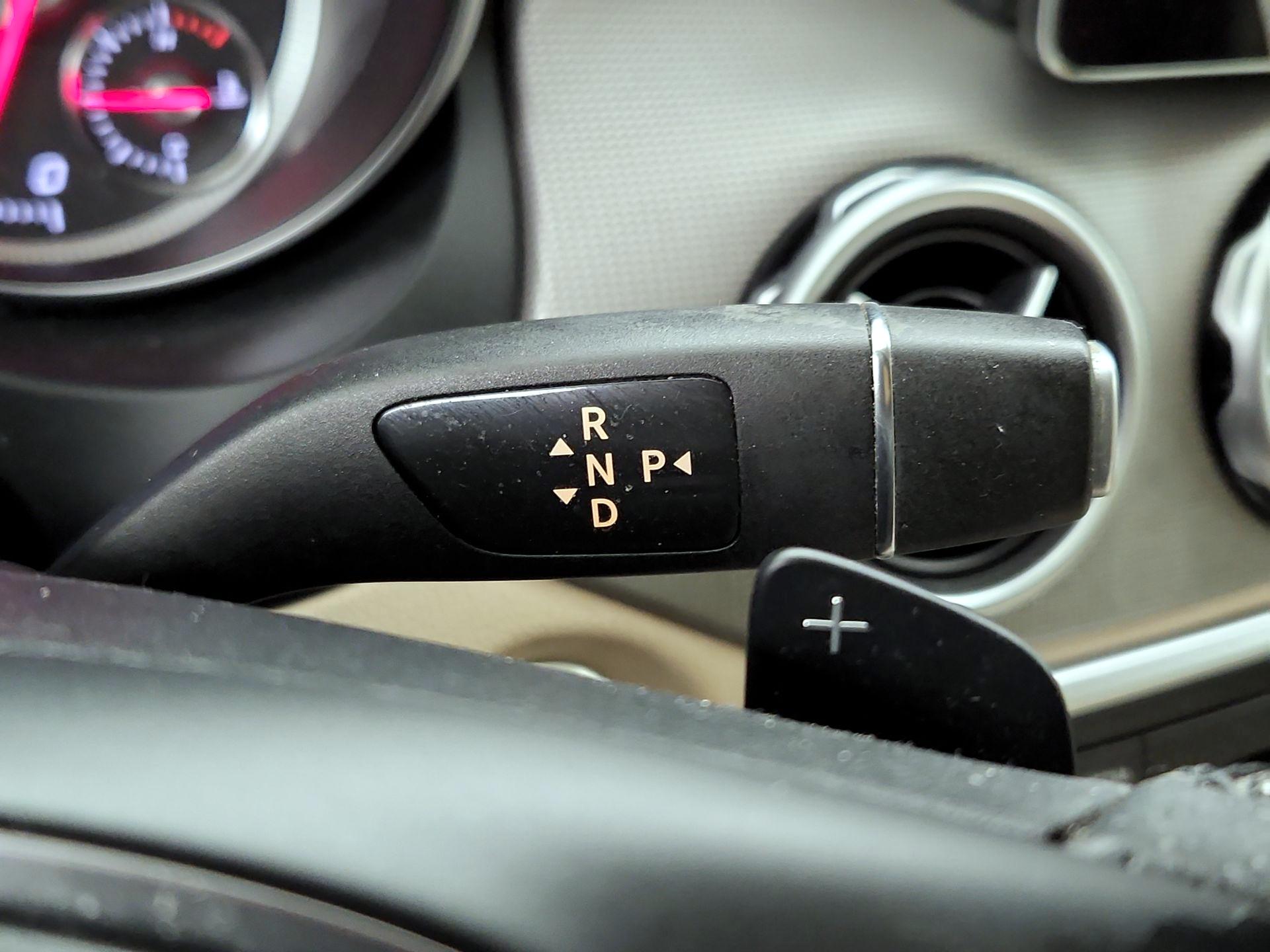 Thumbnail: 2018 Mercedes-Benz GLA - 18