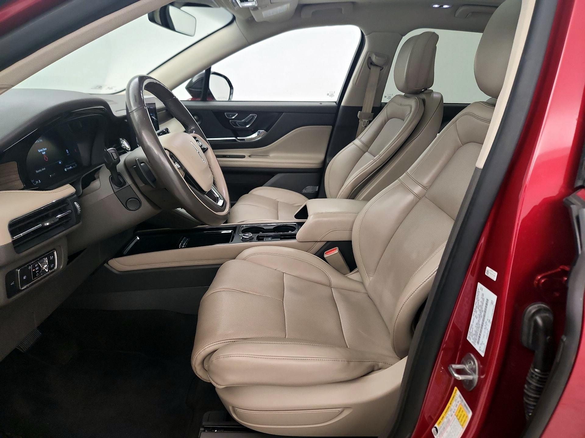 Thumbnail: 2020 Lincoln Corsair - 11